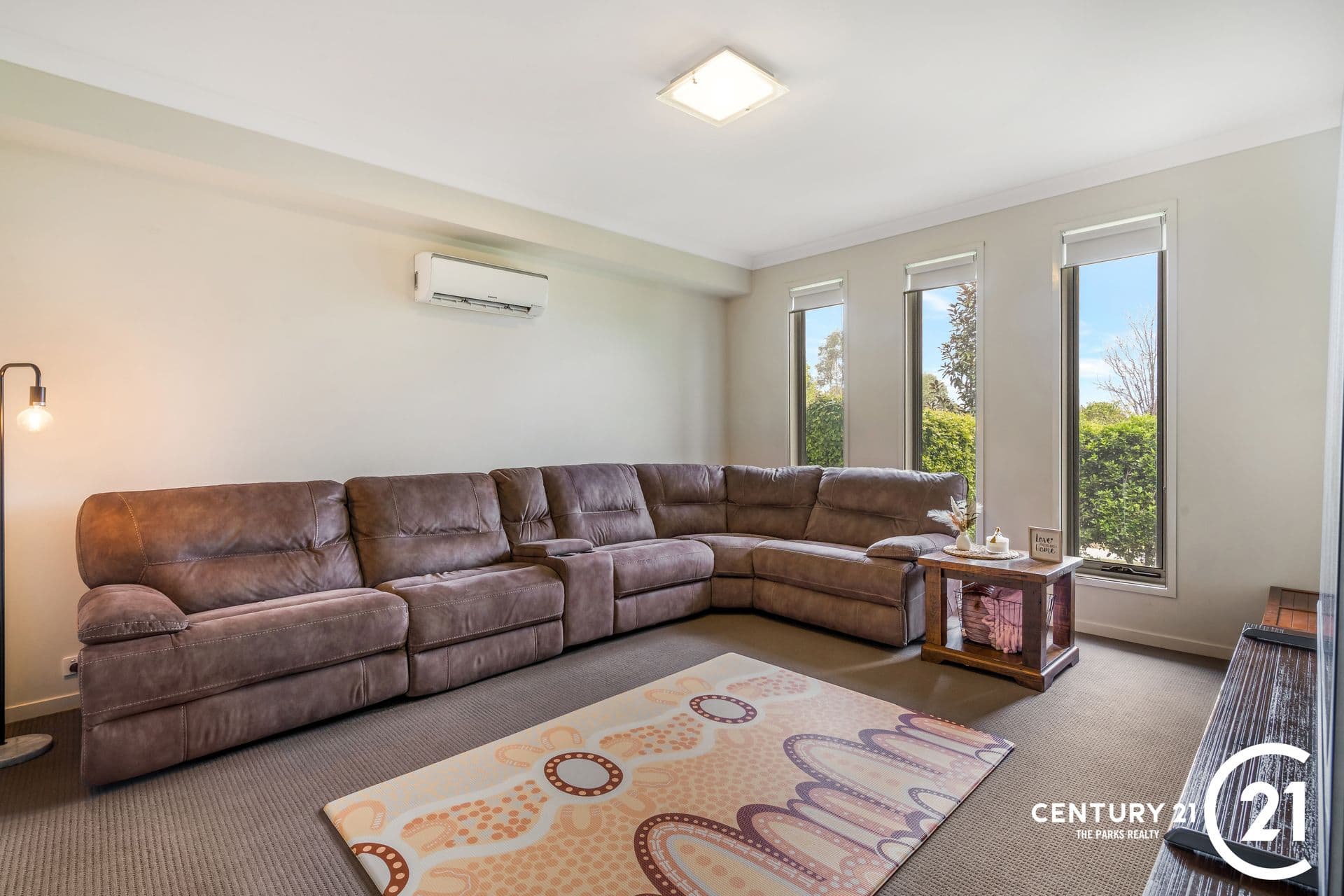 160 Liz Kernohan Drive, Elderslie, NSW, 2570, Elderslie - Thumbnail 4