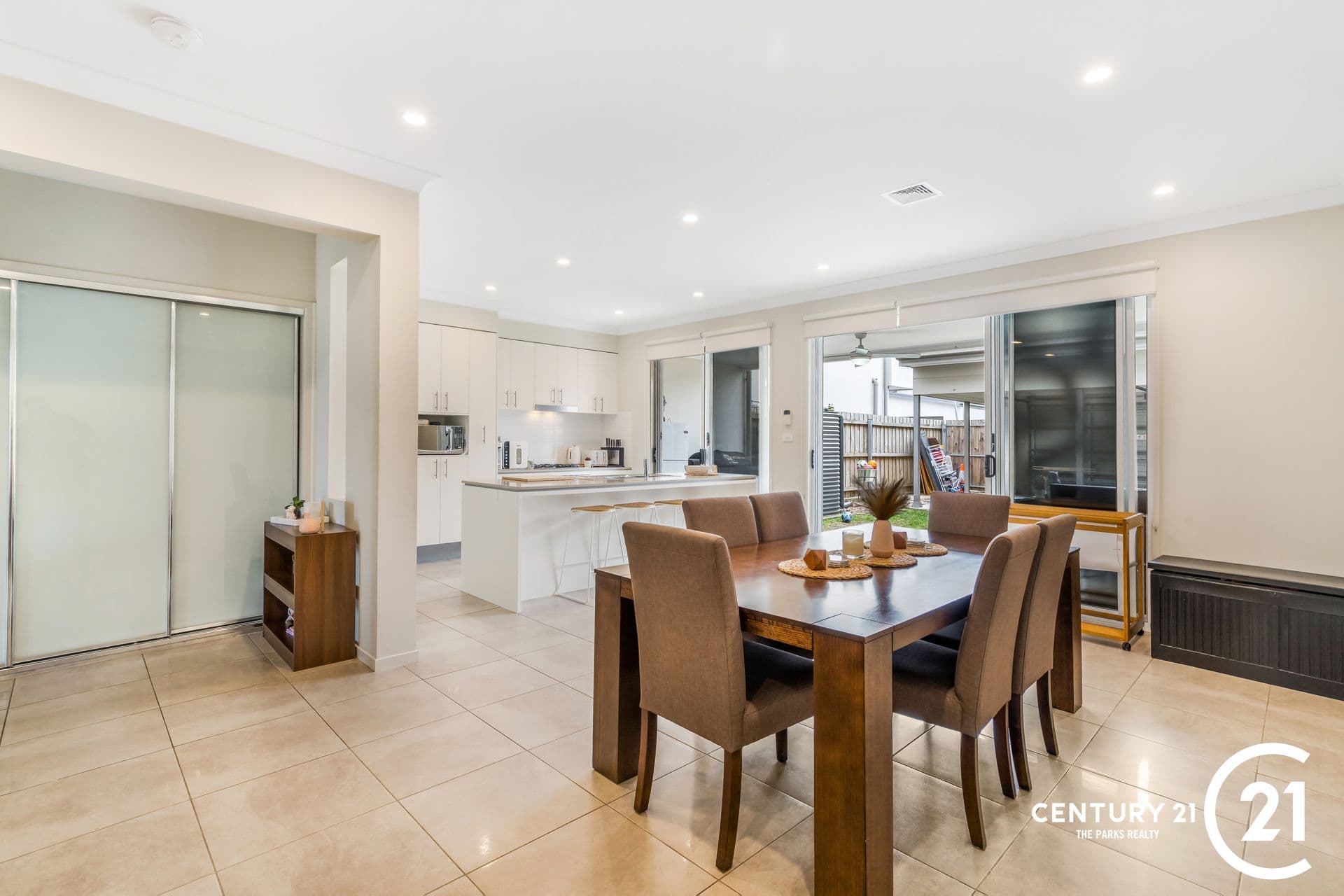 160 Liz Kernohan Drive, Elderslie, NSW, 2570, Elderslie - Thumbnail 6