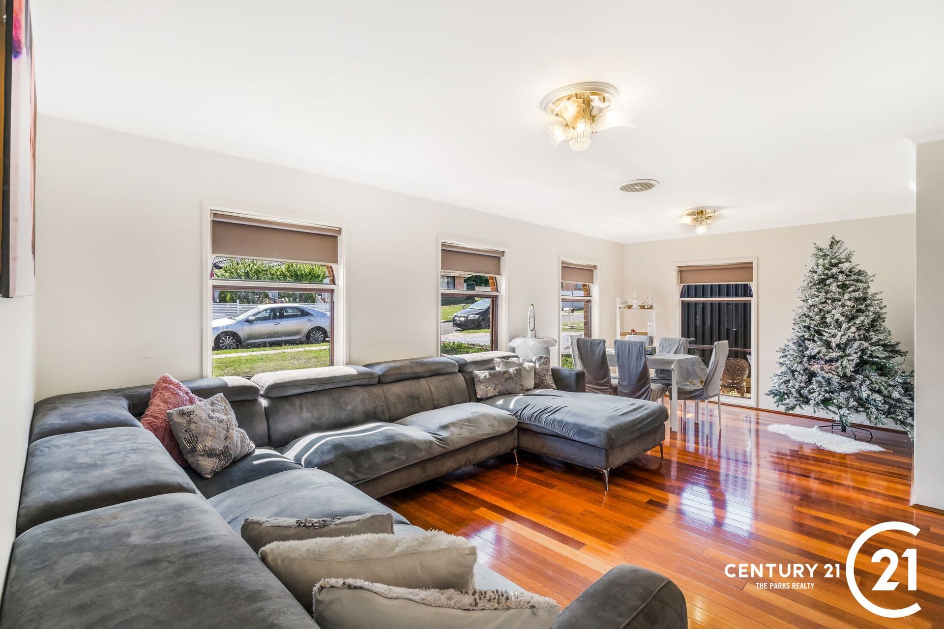 22 Opal Place, Bossley Park, NSW, 2176, Bossley Park - Thumbnail 2
