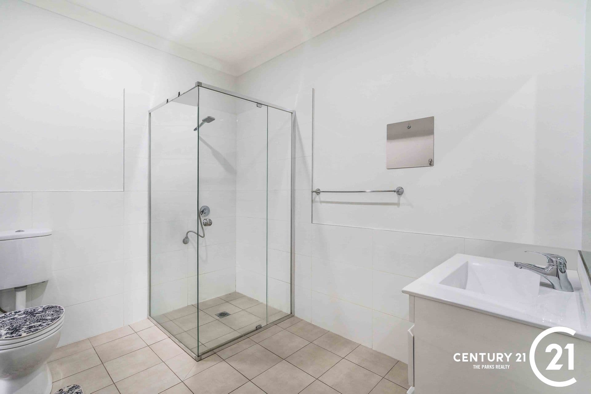 2/620 Polding Street, Bossley Park, NSW, 2176, Bossley Park - Thumbnail 3