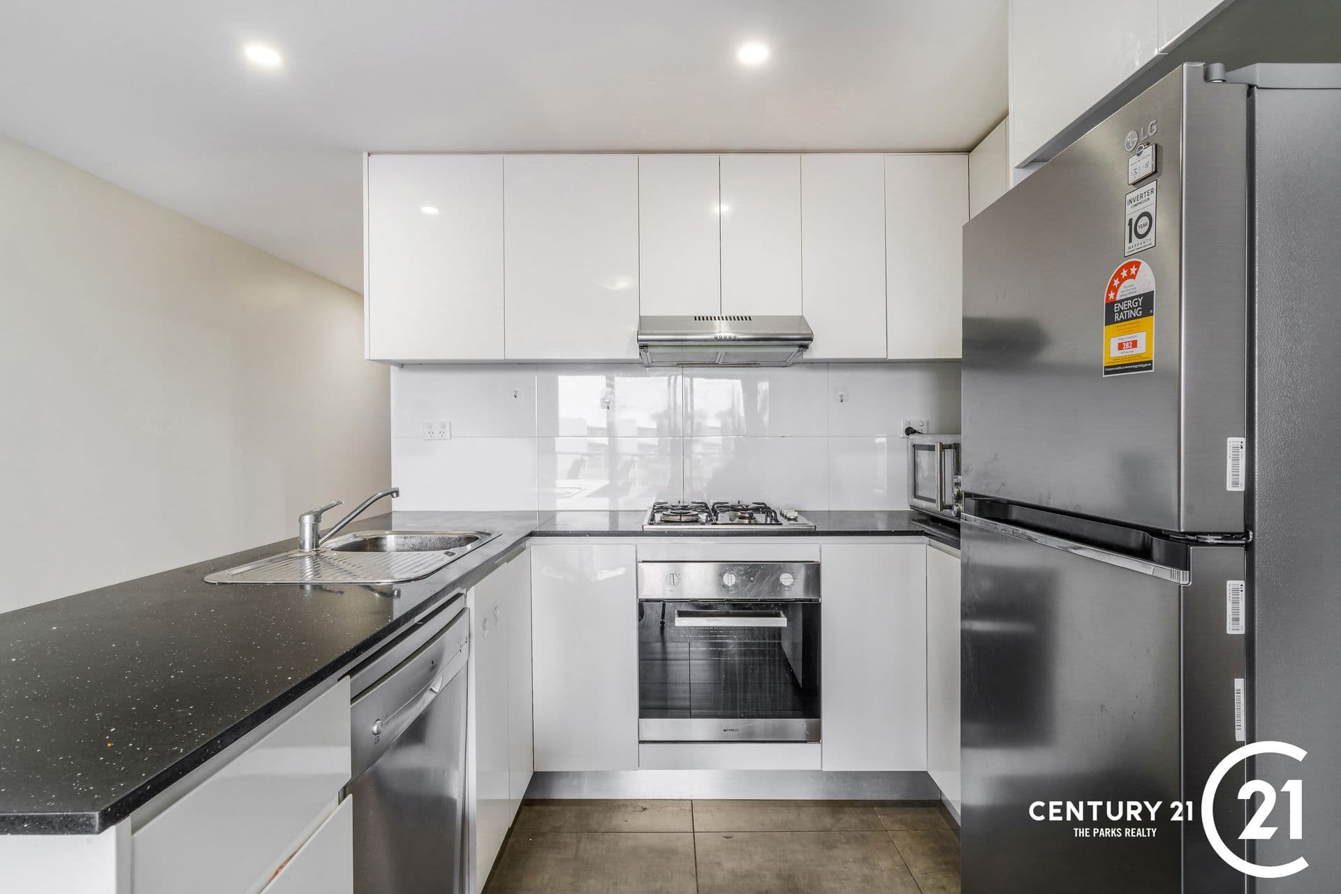 436/17-21 The Crescent, Fairfield, NSW, 2165, Fairfield - Thumbnail 2