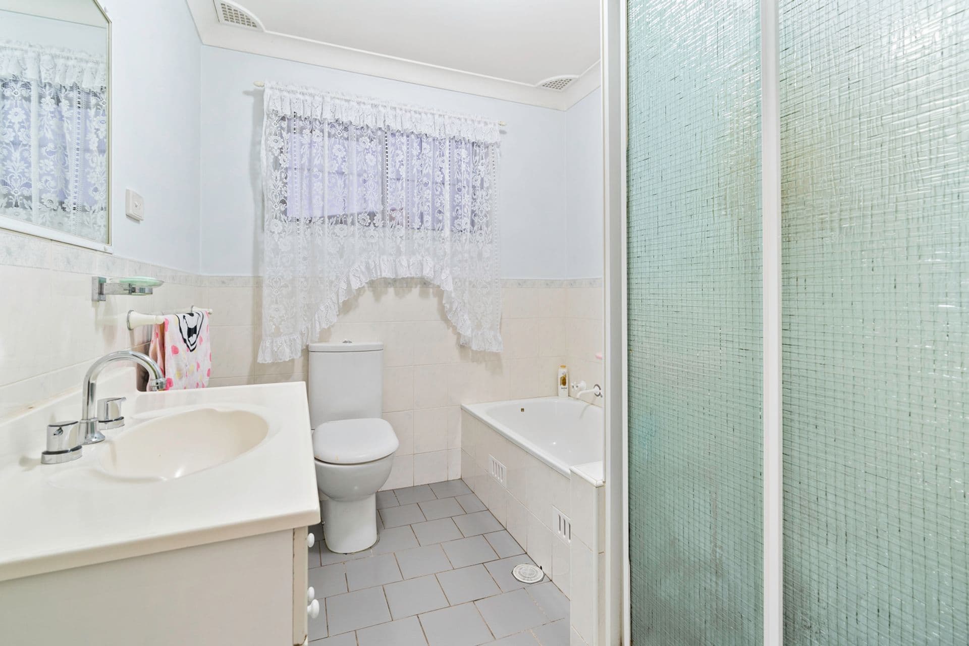 158 Meadows Road, Mount Pritchard, NSW, 2170, Mount Pritchard - Thumbnail 7