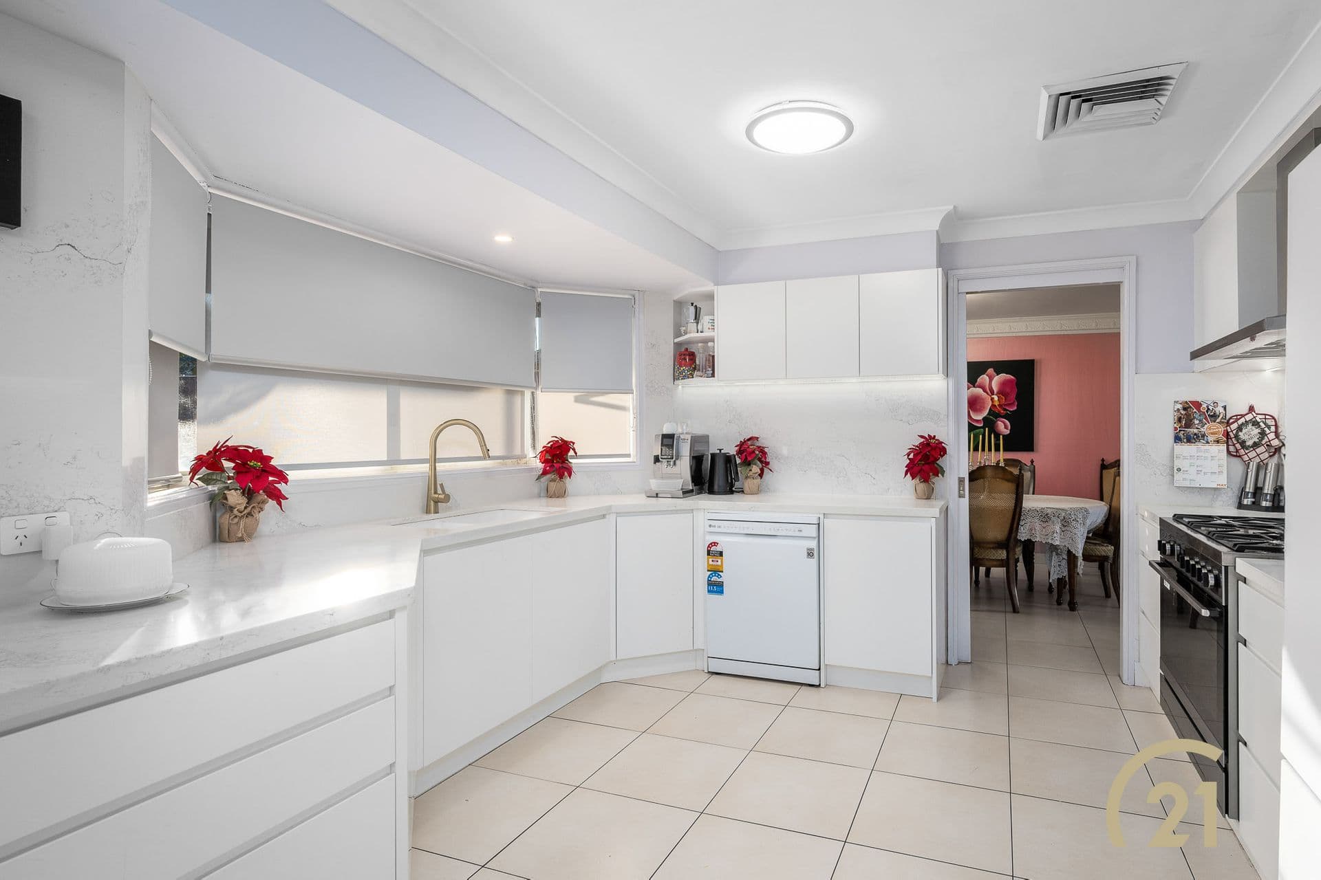 11 Tea Tree Place, Bossley Park, NSW, 2176, Bossley Park - Thumbnail 2