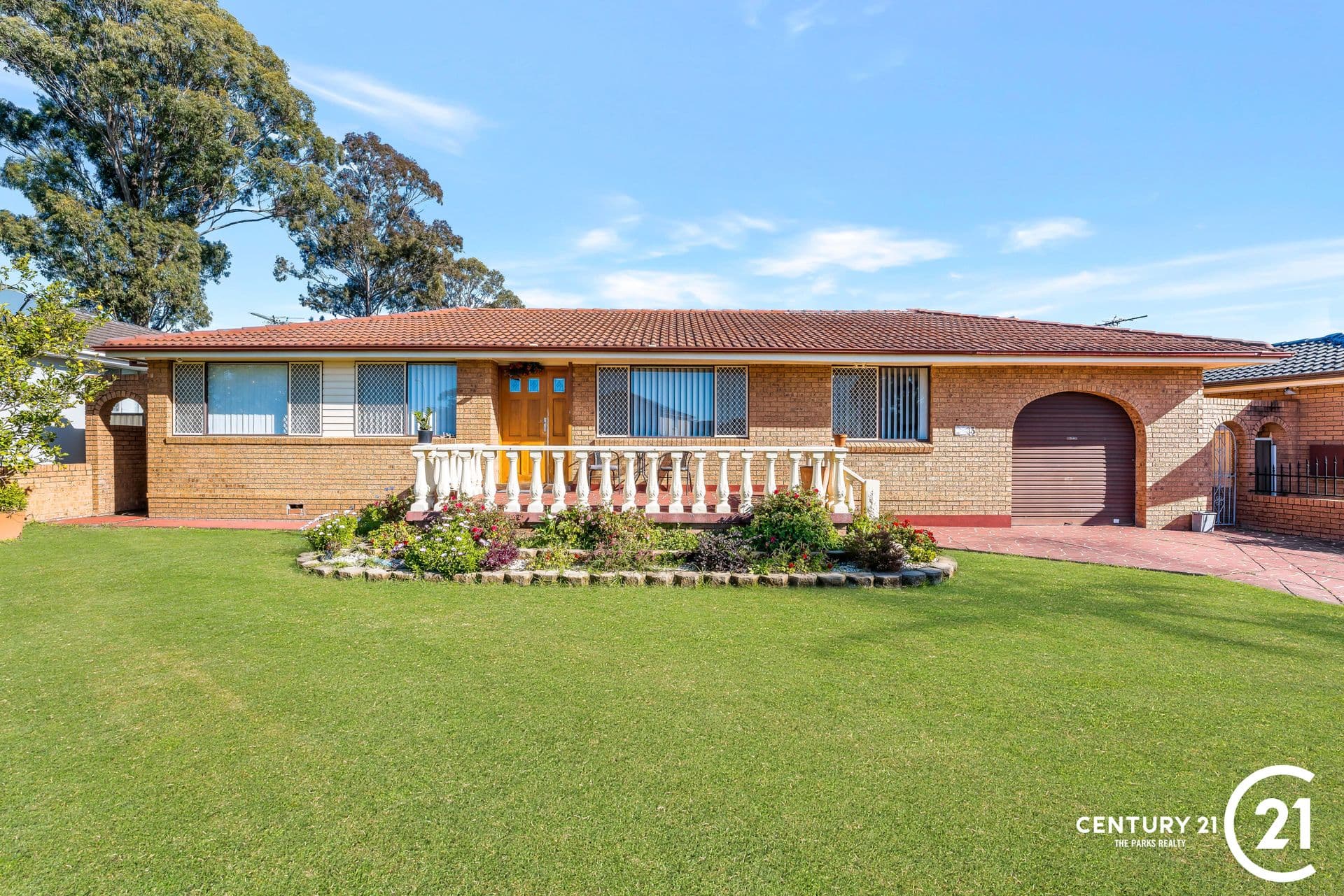 3 Arrowhead Road, Greenfield Park, NSW, 2176, Greenfield Park - Image 1