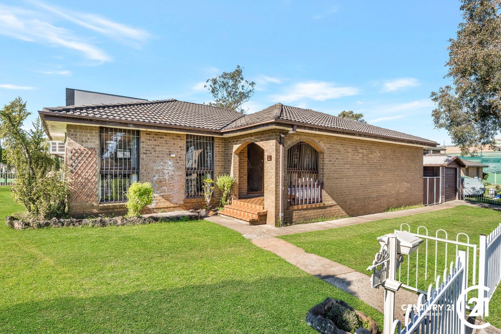 1 Bossley Road, Bossley Park, NSW, 2176, Bossley Park - Thumbnail 2