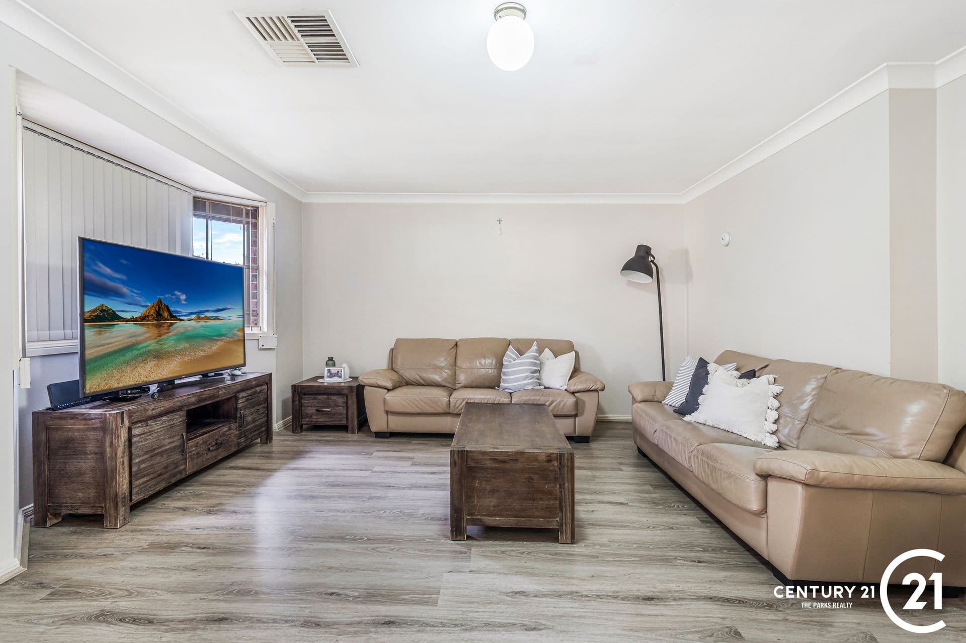 2/6 Leah Close, Smithfield, NSW, 2164, Smithfield - Thumbnail 3