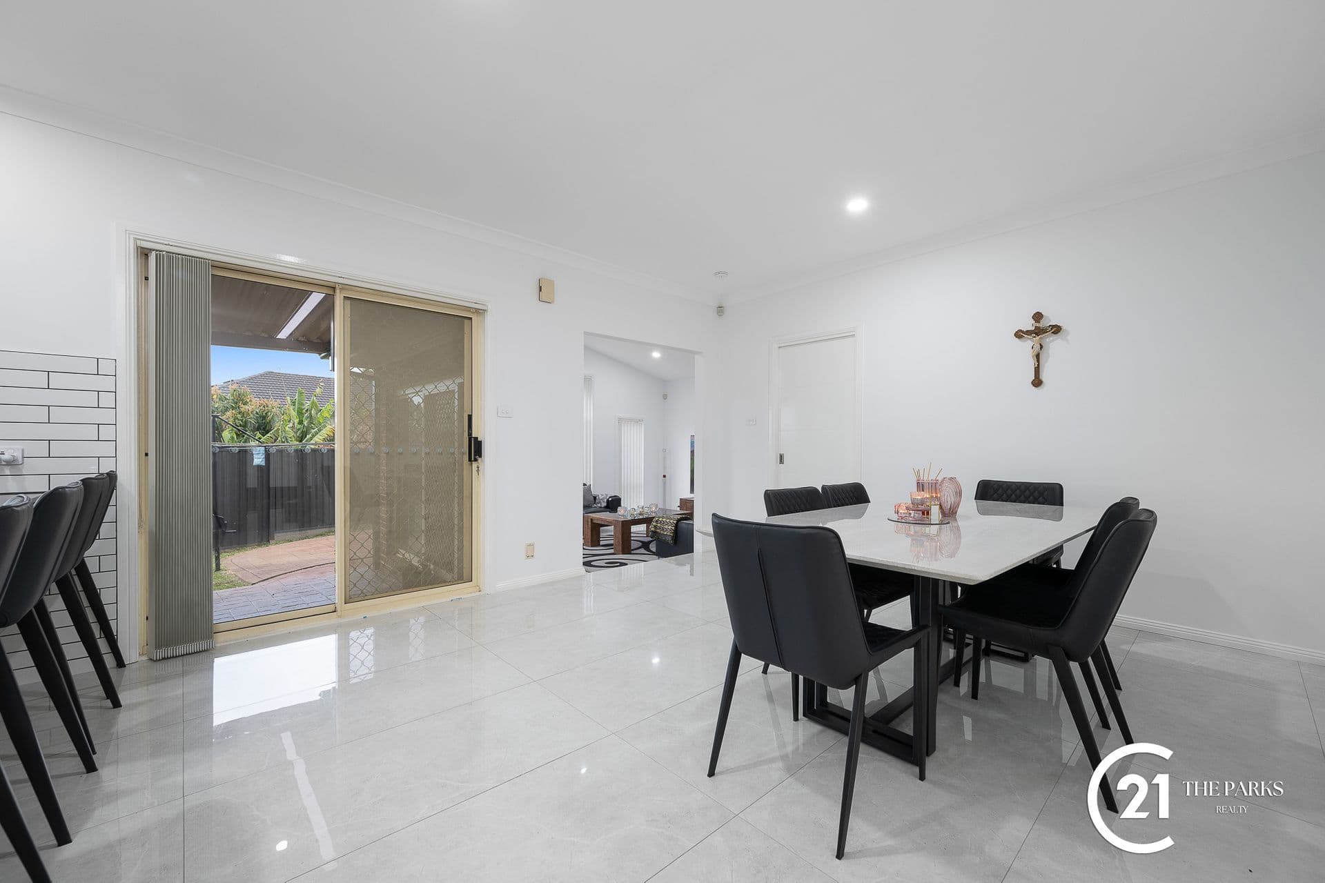 12 Border Close, Hinchinbrook, NSW, 2168, Hinchinbrook - Thumbnail 4