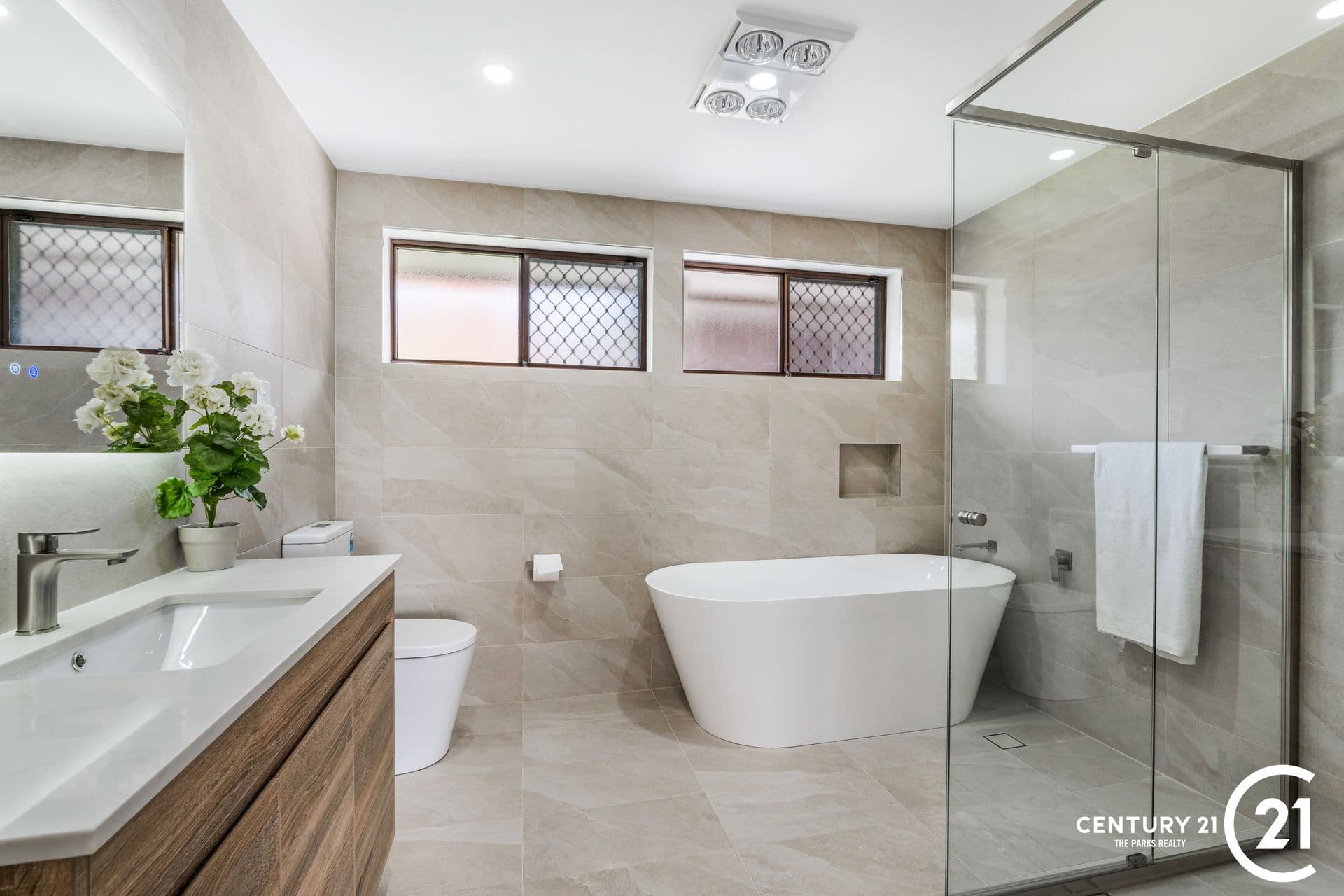 3 Teak Close, Bossley Park, NSW, 2176, Bossley Park - Thumbnail 5