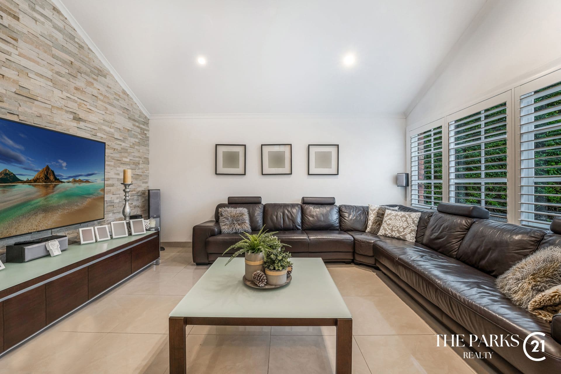 3 Onyx Close, Bossley Park, NSW, 2176, Bossley Park - Thumbnail 3