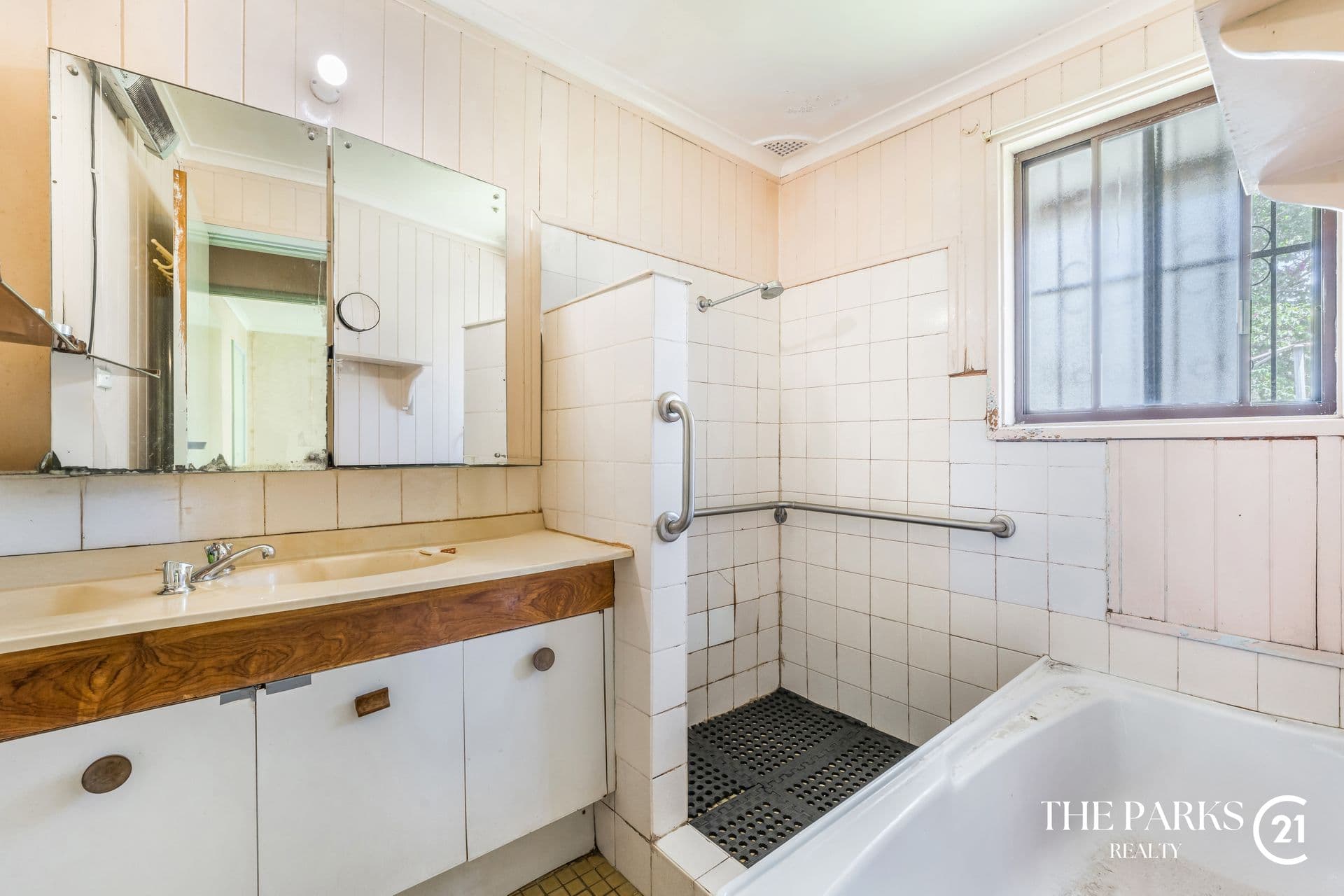 8 Kemmel Close, Bossley Park, NSW, 2176, Bossley Park - Thumbnail 7