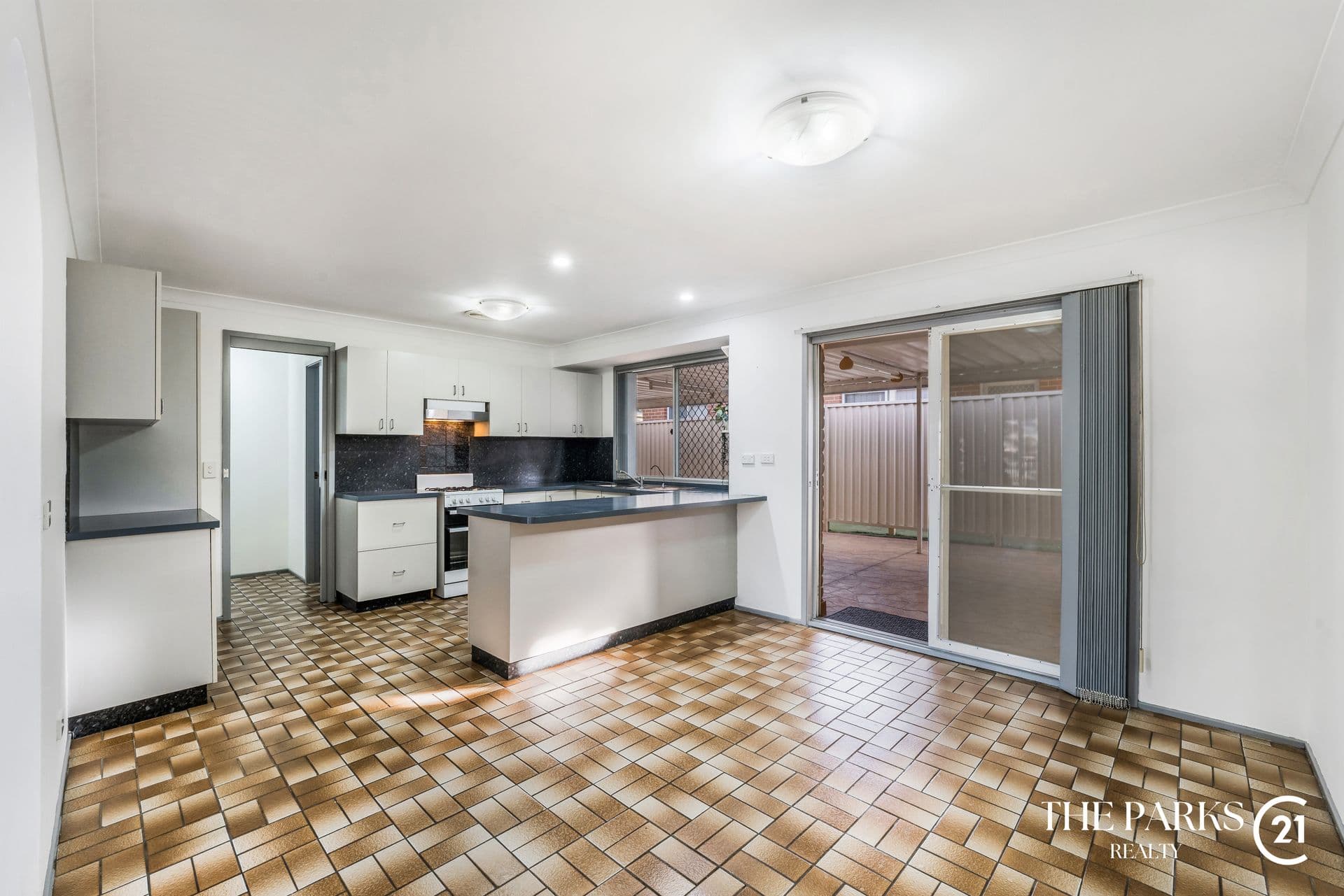 8 And 8a Hope Crescent, Bossley Park, NSW, 2176, Bossley Park - Thumbnail 4