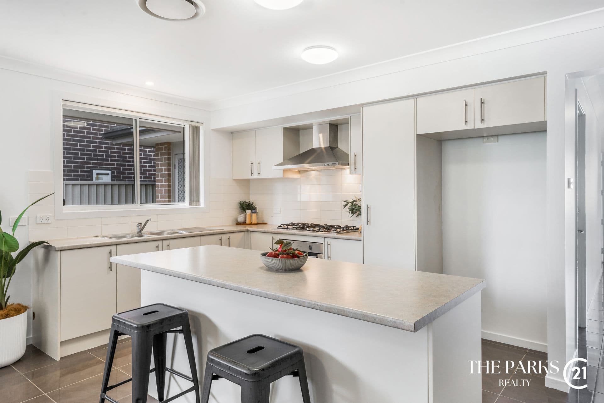 41 McGuiness Avenue, Middleton Grange, NSW, 2171, Middleton Grange - Thumbnail 4