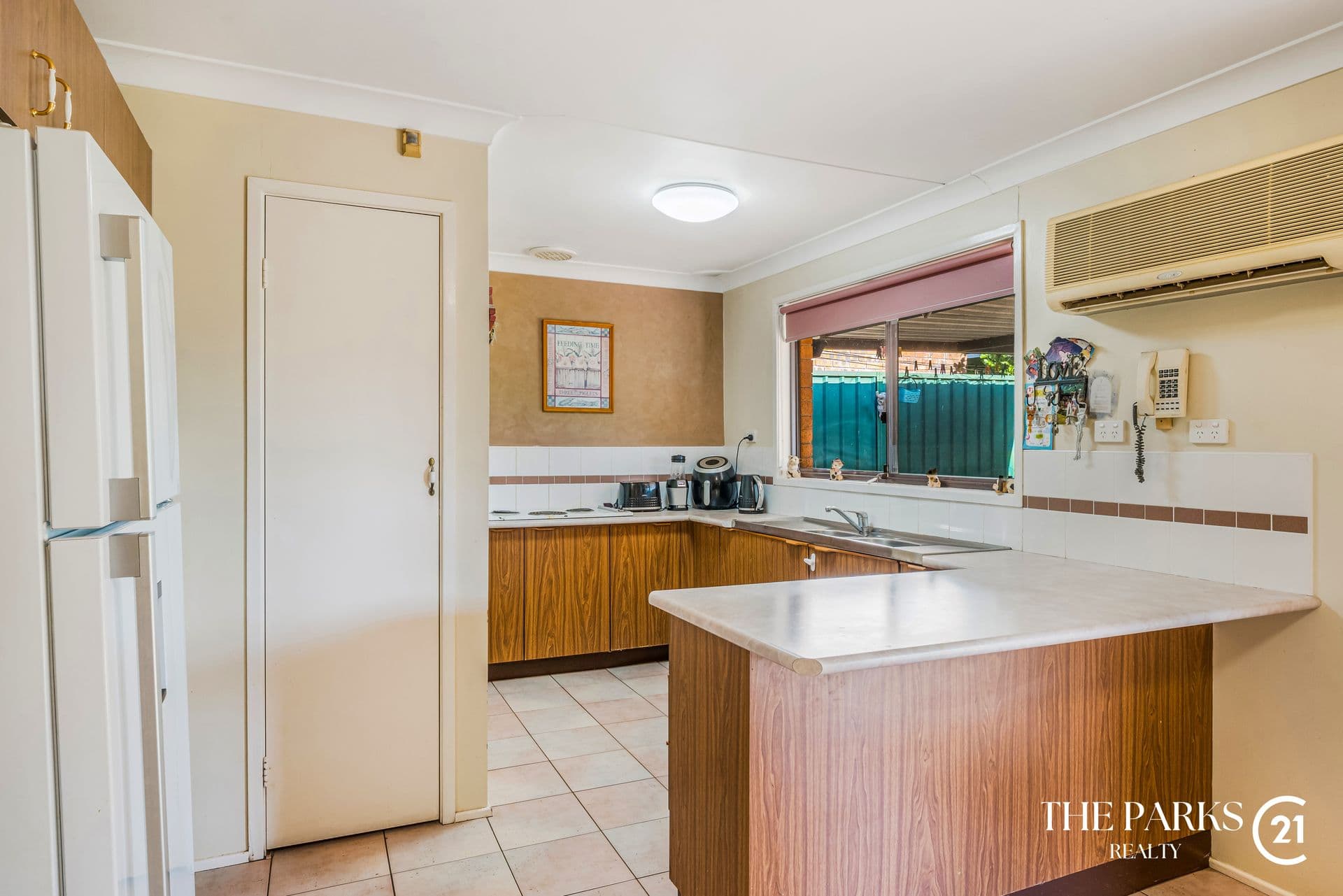 16 Wallaby Close, Bossley Park, NSW, 2176, Bossley Park - Thumbnail 4