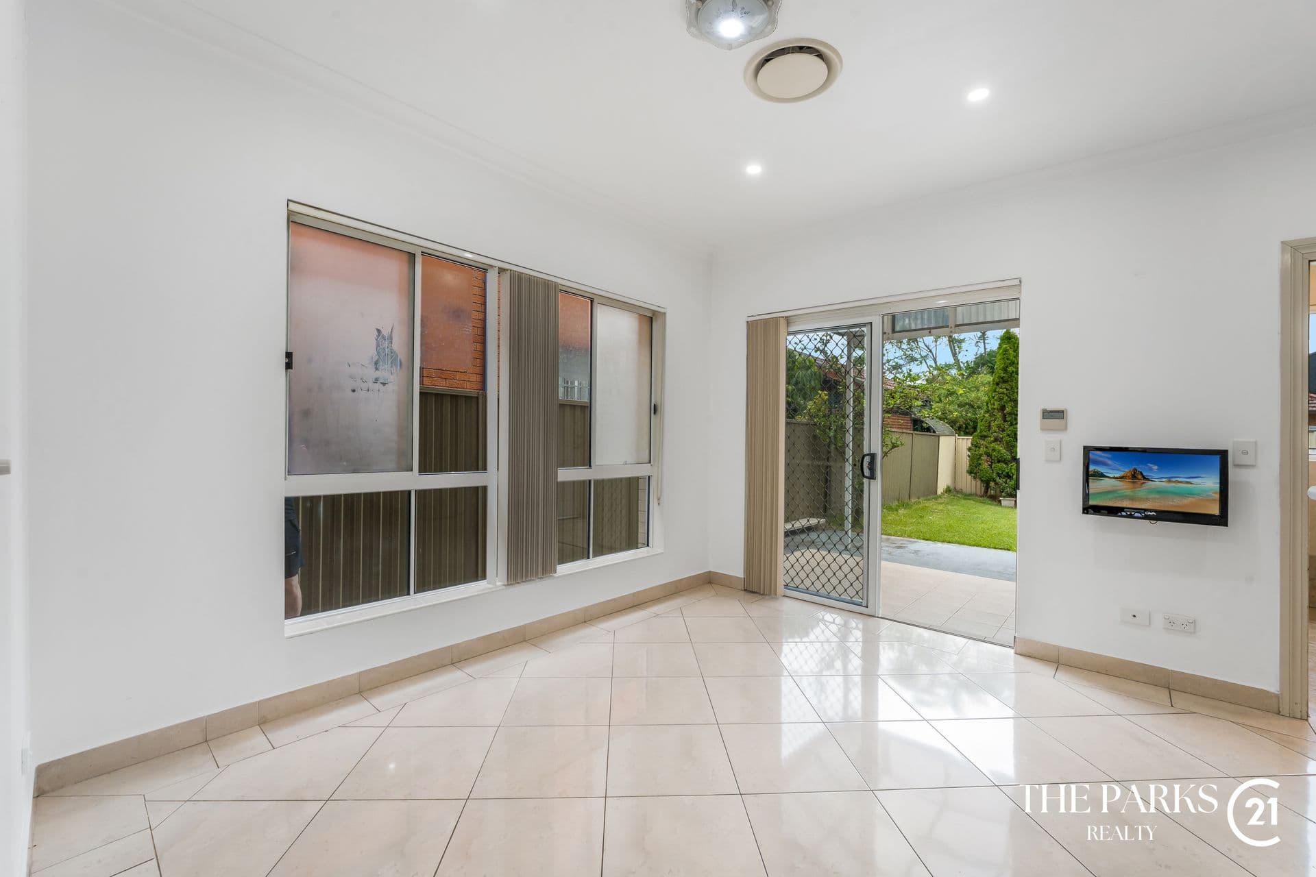 9 Stanbrook Street, Fairfield Heights, NSW, 2165, Fairfield Heights - Thumbnail 6