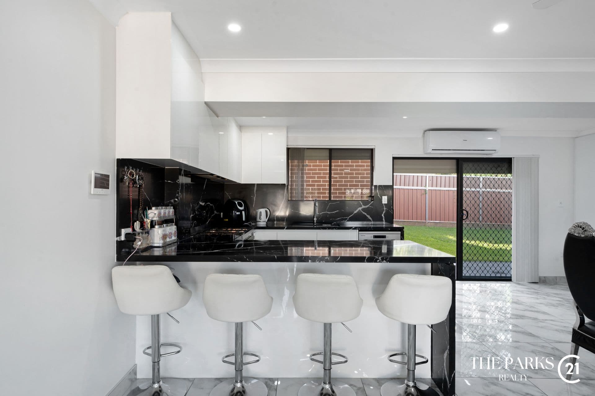 8 Moonbi Close, Greenfield Park, NSW, 2176, Greenfield Park - Thumbnail 6