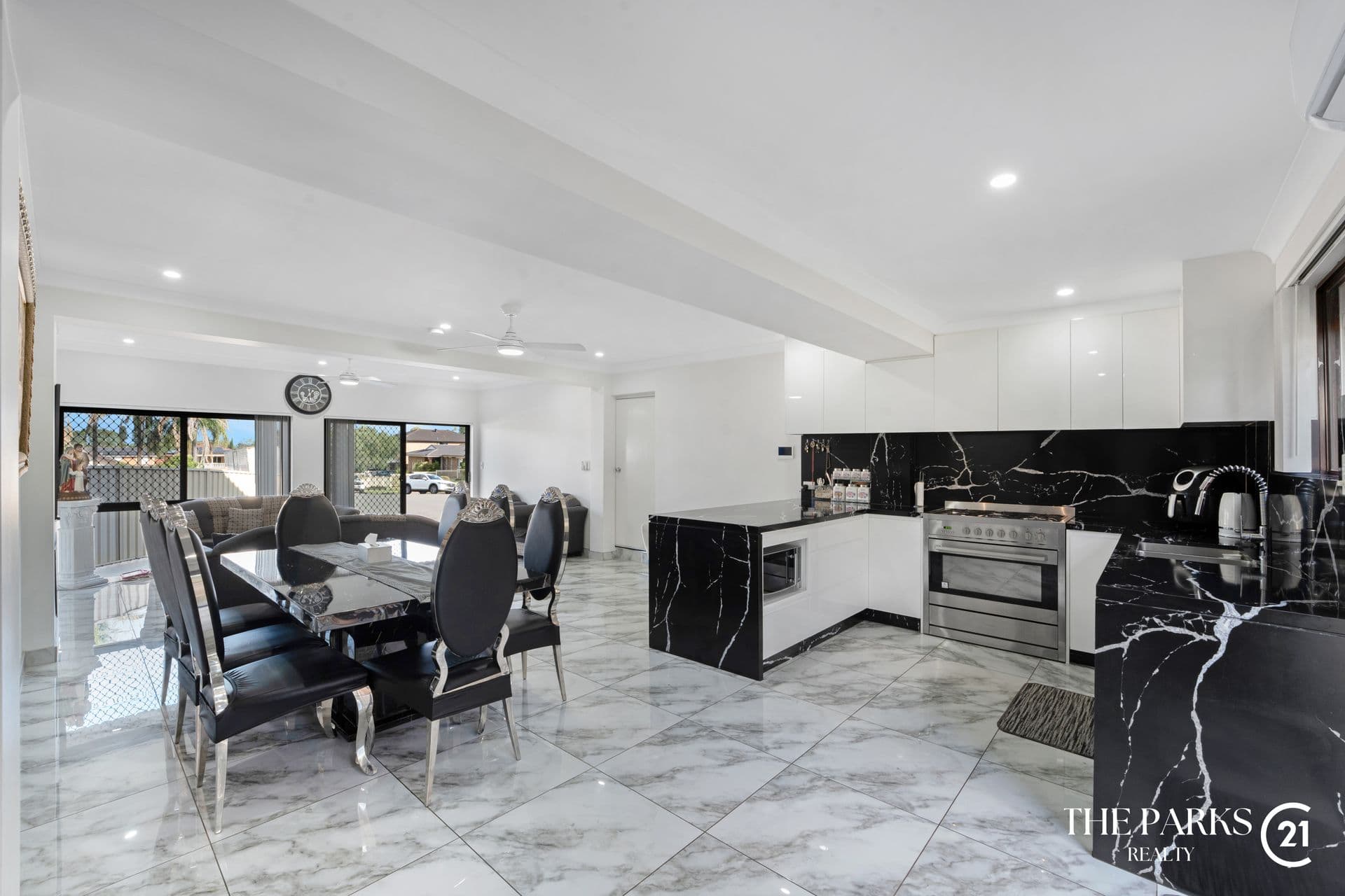 8 Moonbi Close, Greenfield Park, NSW, 2176, Greenfield Park - Thumbnail 7