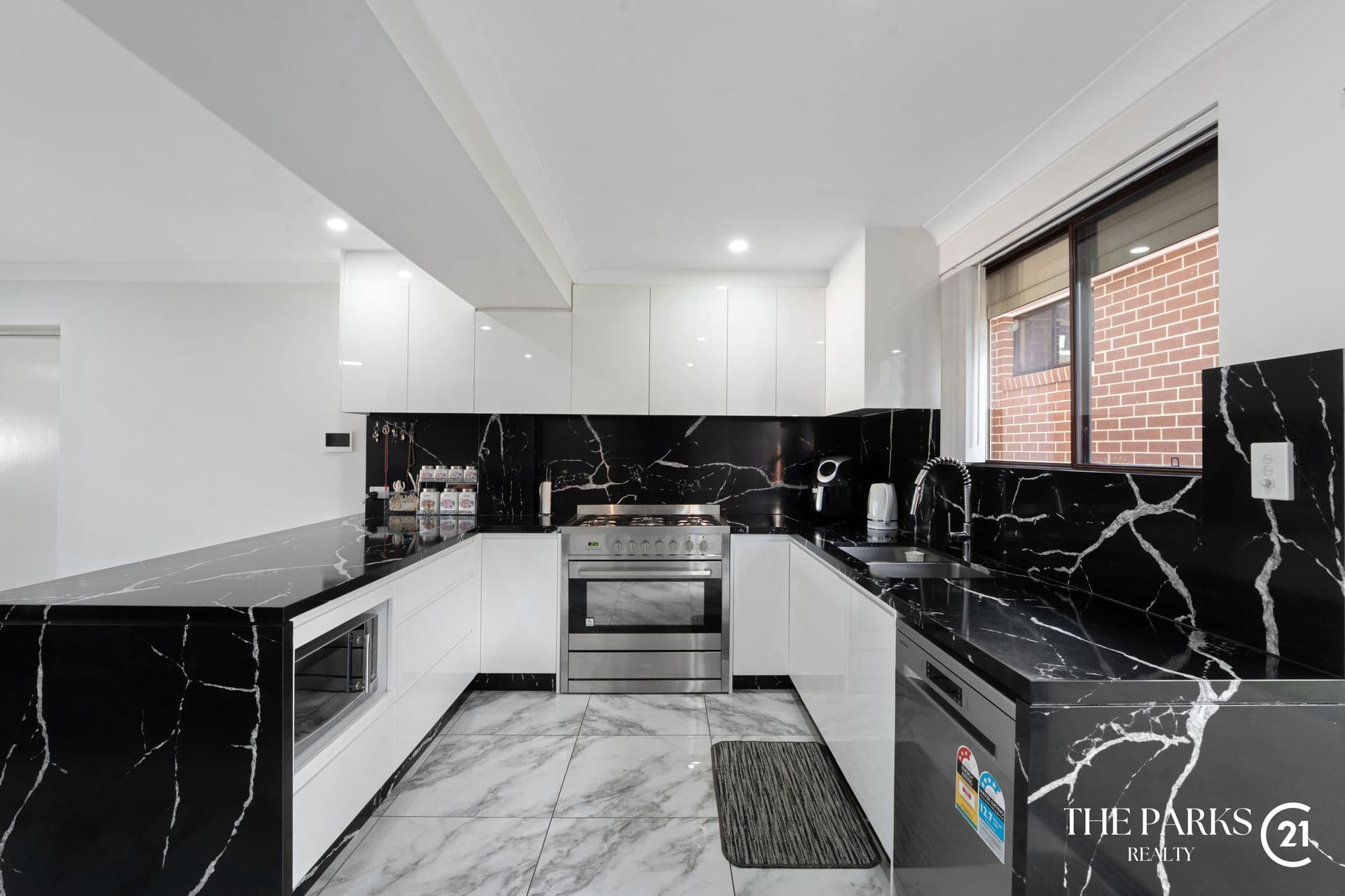 8 Moonbi Close, Greenfield Park, NSW, 2176, Greenfield Park - Thumbnail 8