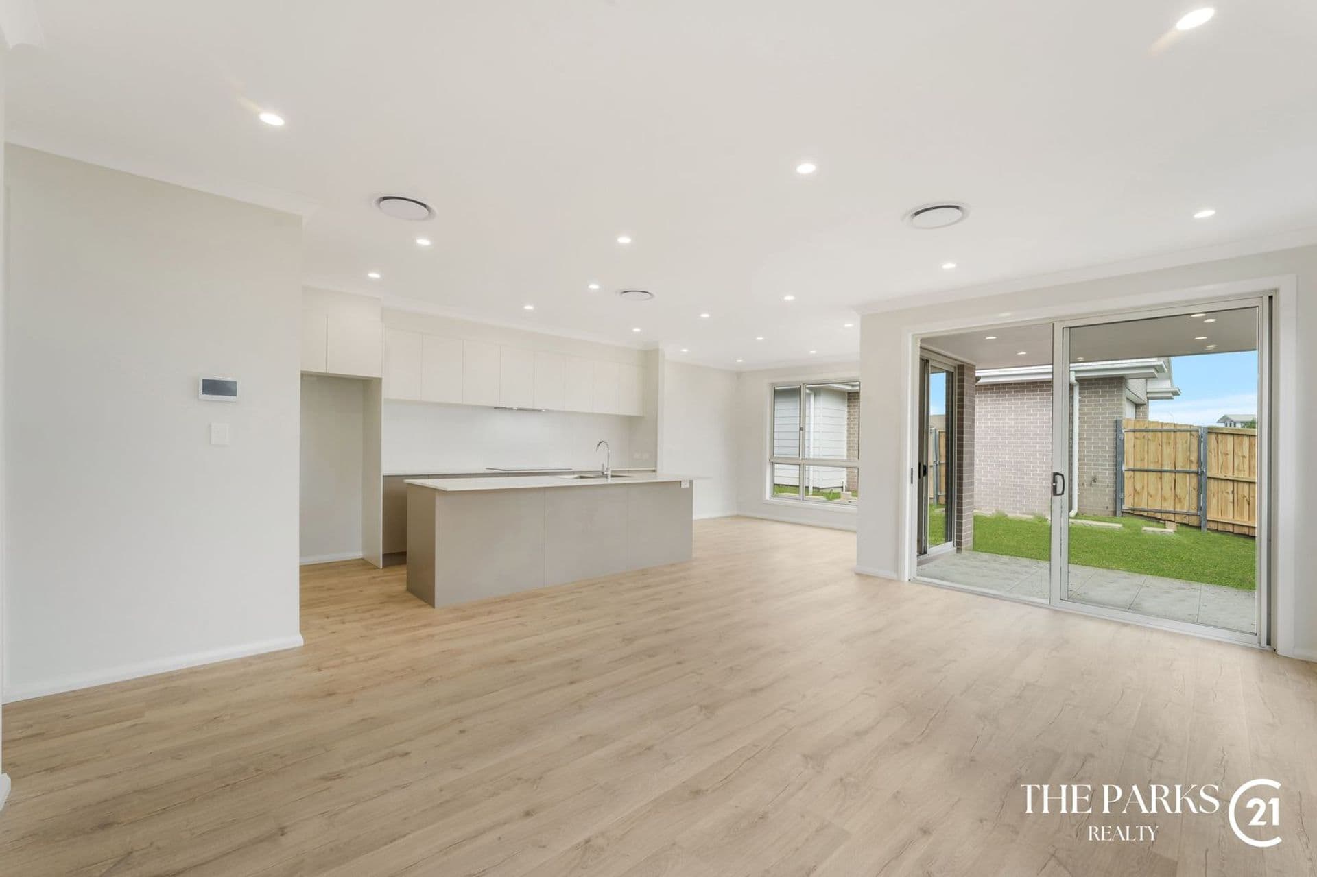 Shop 4 / 57 Mimosa Road, Bossley Park, NSW, 2176, Wilton - Thumbnail 8