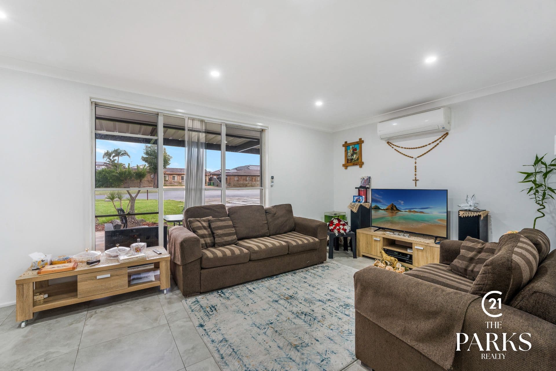 14 And 14a Brahma Close, Bossley Park, NSW, 2176, Bossley Park - Thumbnail 2