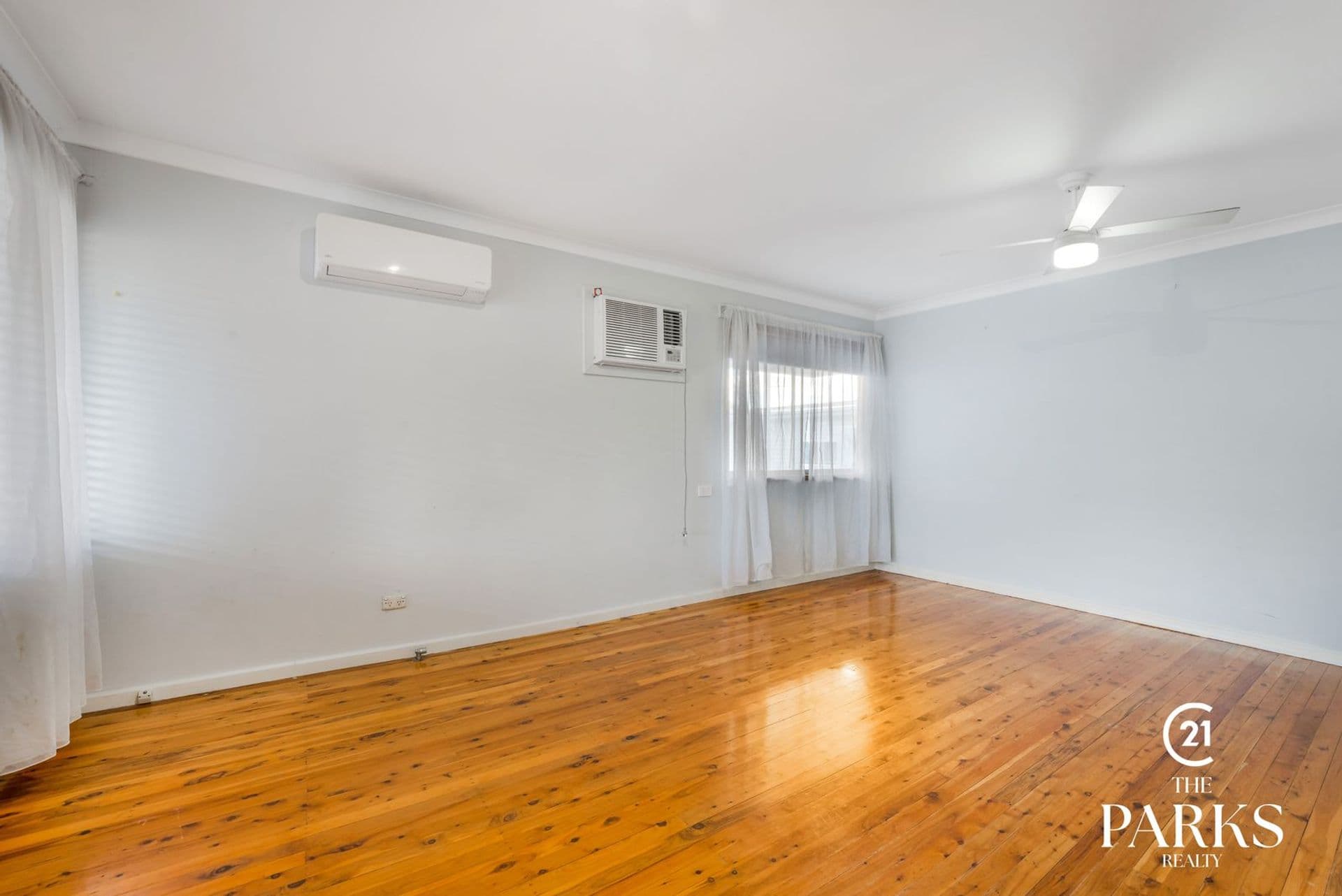 29 Eyre Street, Smithfield, NSW, 2164, Smithfield - Thumbnail 2