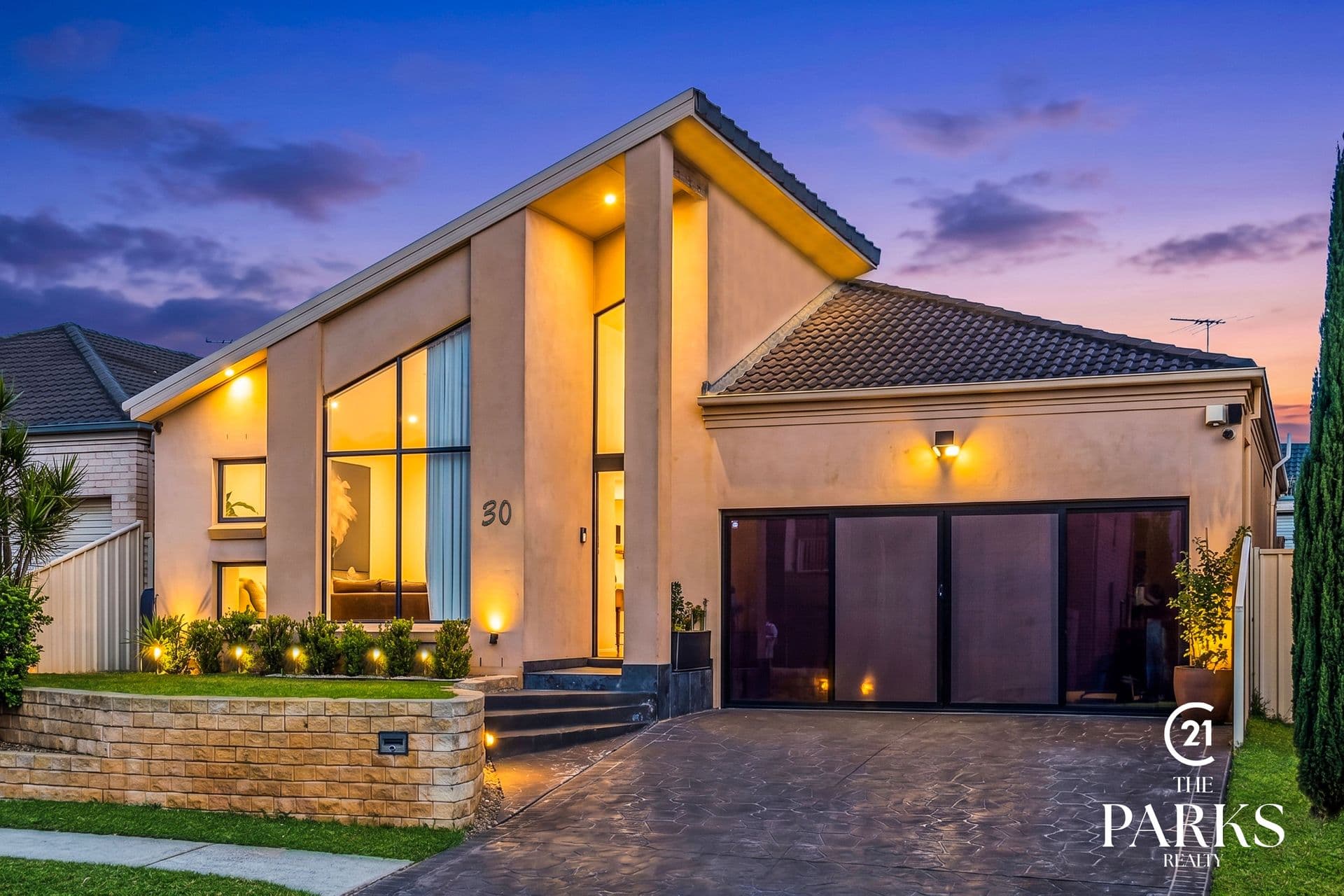 30 Lyrebird Crescent, Green Valley, NSW, 2168, Green Valley - Thumbnail 2