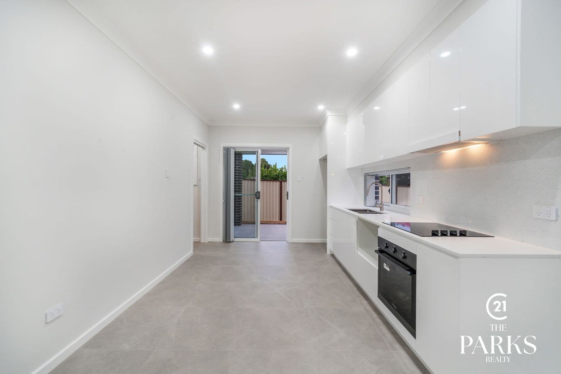 594a Smithfield Road, Greenfield Park, NSW, 2176, Greenfield Park - Thumbnail 2