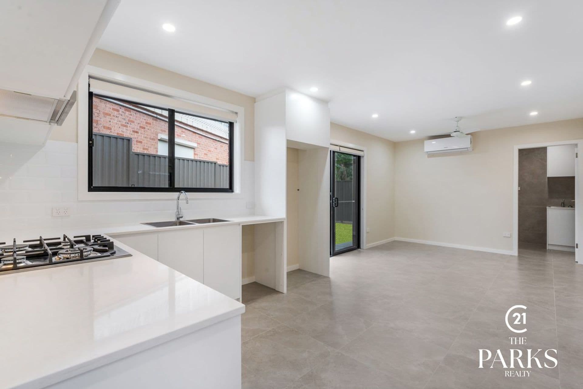 11a Winton Avenue, Edensor Park, NSW, 2176, Edensor Park - Thumbnail 3