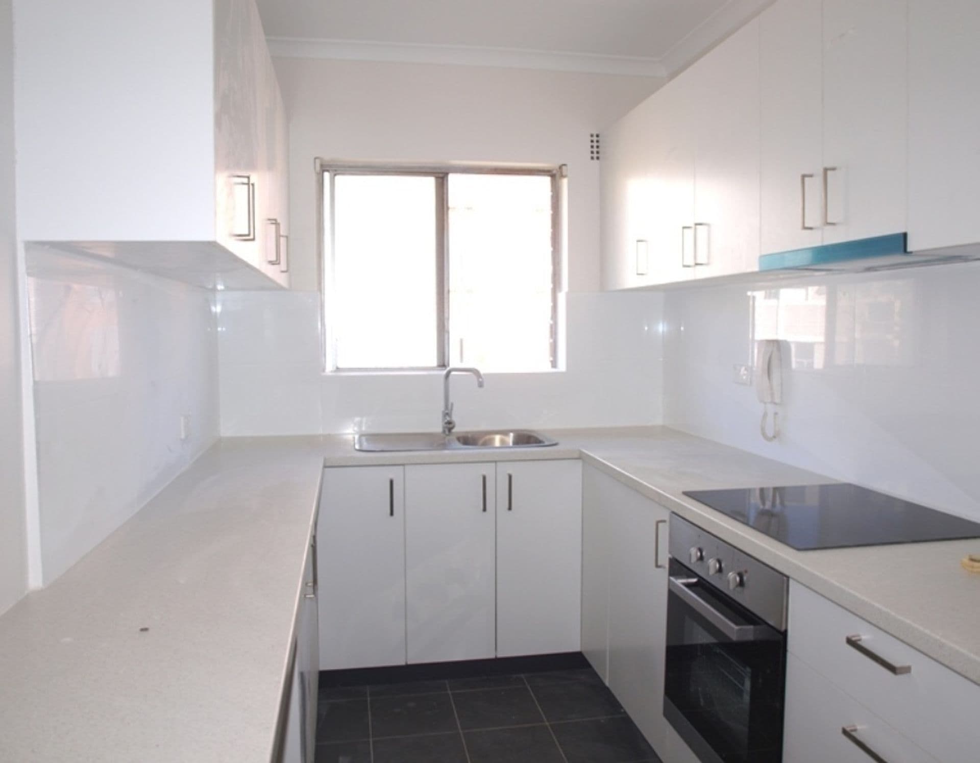 8/2 Addison Street, Kensington, NSW, 2033, Kensington - Thumbnail 3