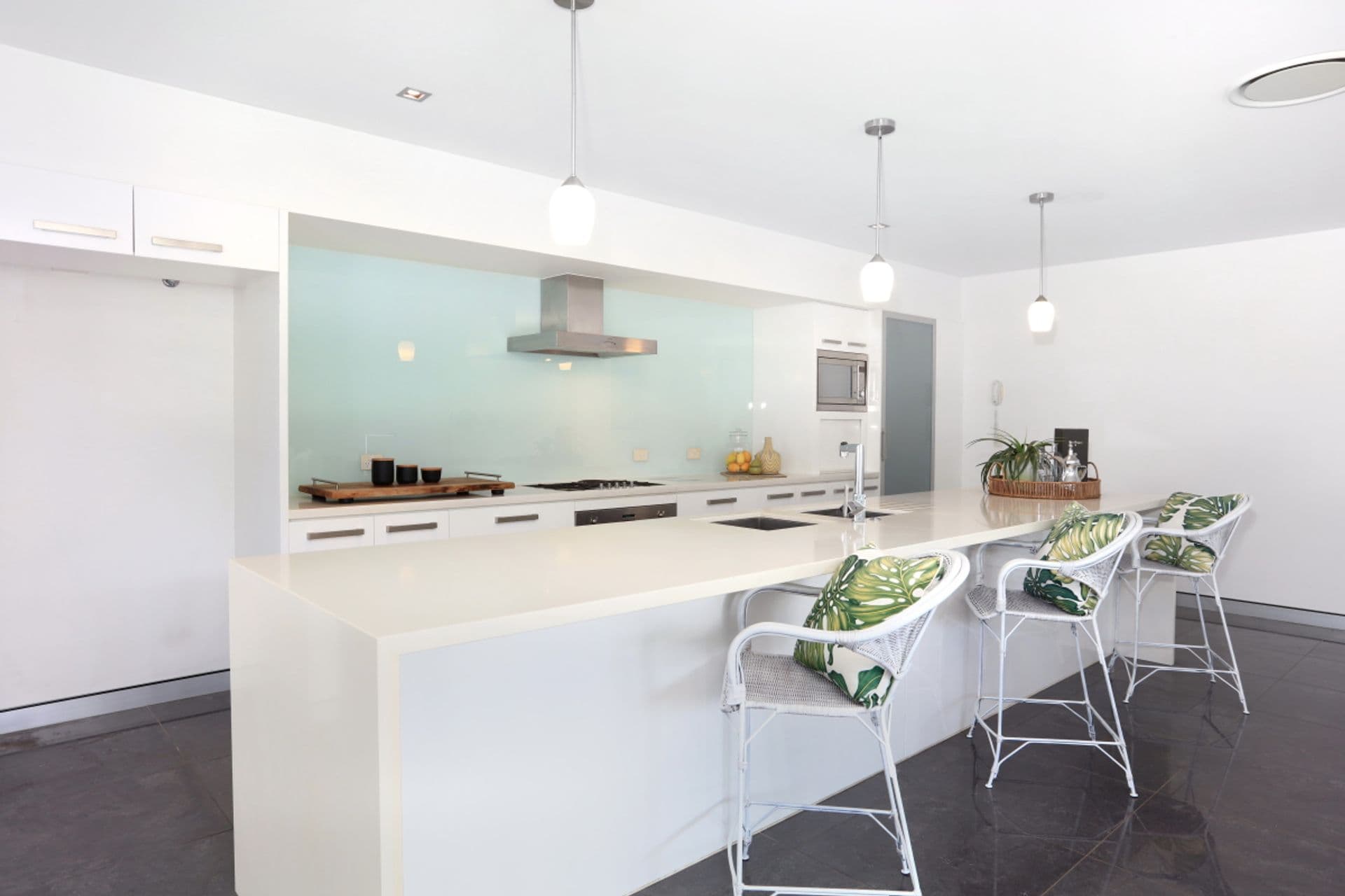 7020 Vista Drive, Benowa, QLD, 4217, Benowa - Thumbnail 2