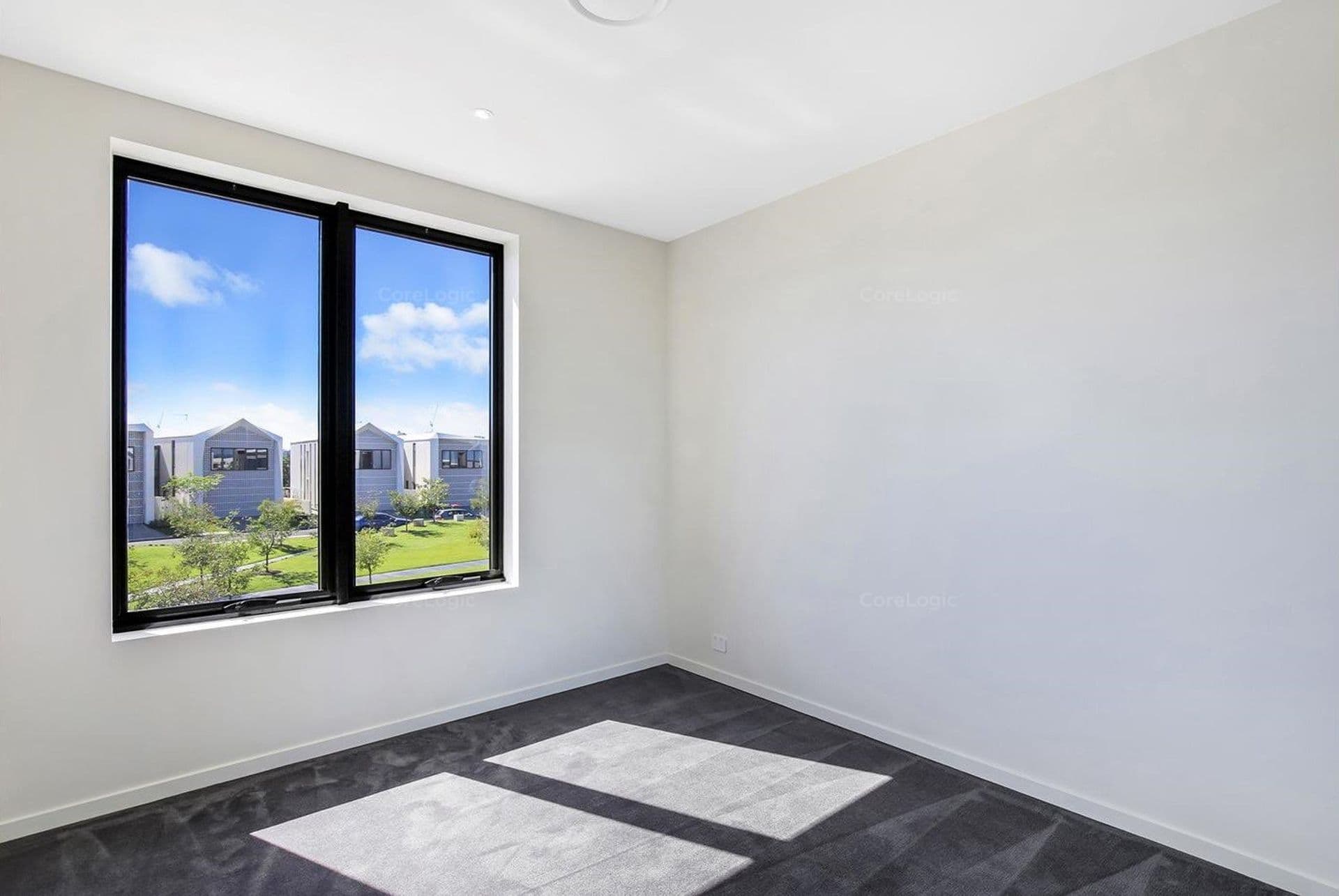 8 Concourse Drive, Mermaid Waters, QLD, 4218, Mermaid Waters - Thumbnail 5