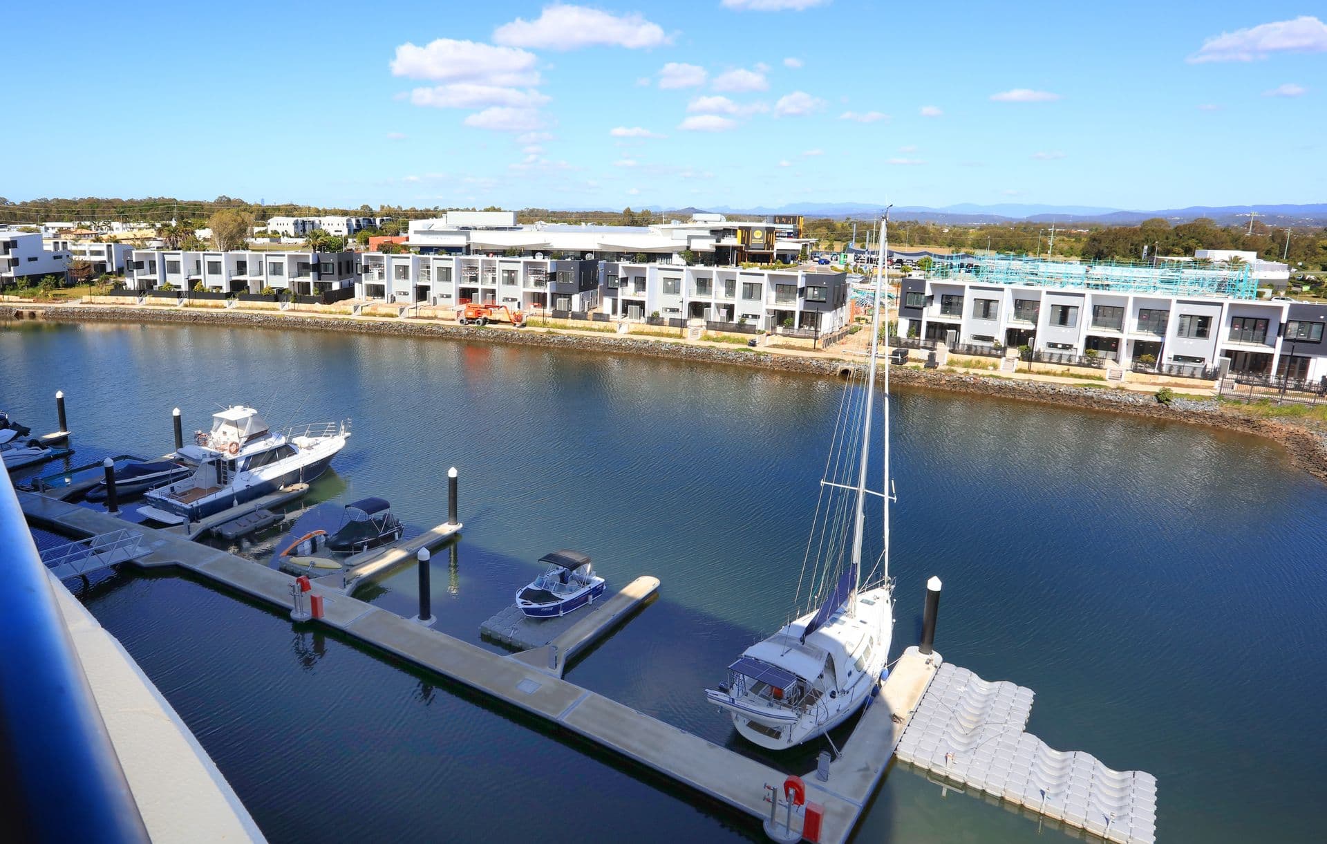 1507/1 Grant Avenue, Hope Island, QLD, 4212, Hope Island - Thumbnail 4