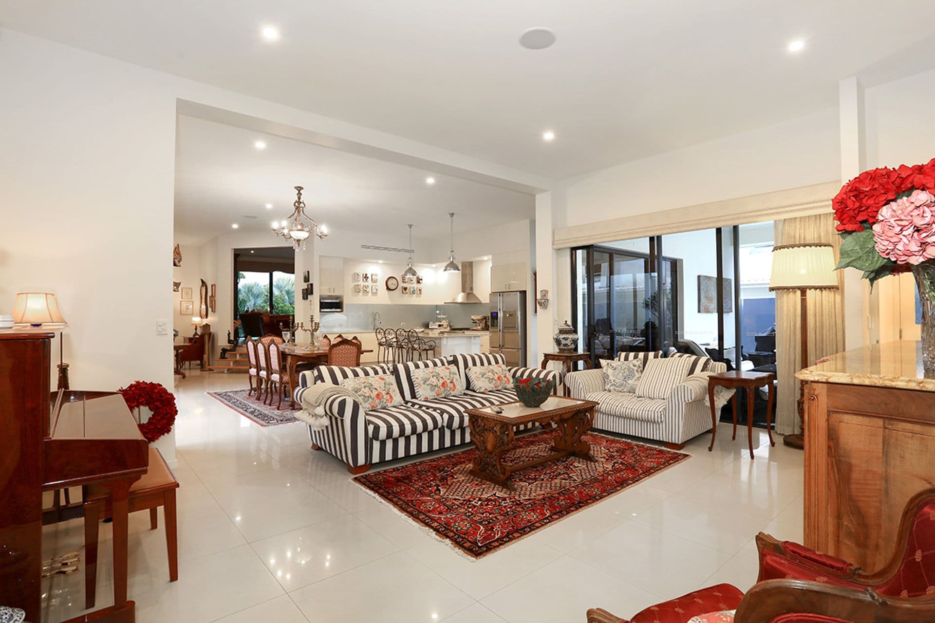 1004 Lakeview Terrace, Benowa, QLD, 4217, Benowa - Thumbnail 4