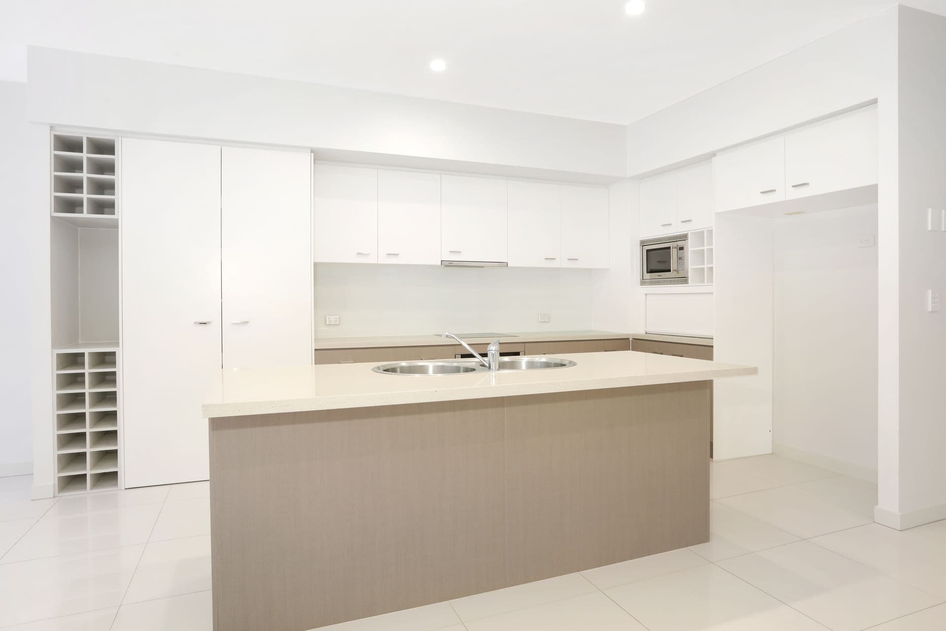 1/1016 Lakeview Terrace, Benowa, QLD, 4217, Benowa - Thumbnail 5