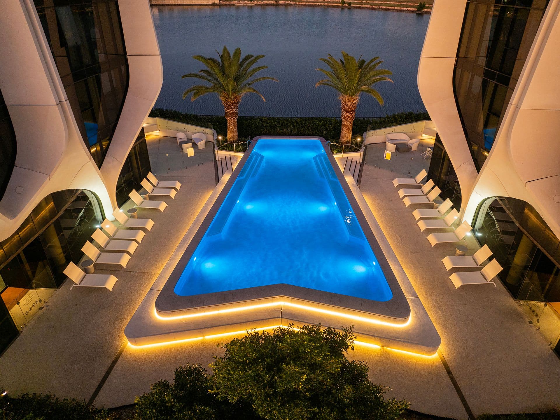 4104/24 The Lanes Boulevard, Mermaid Waters, QLD, 4218, Mermaid Waters - Image 1