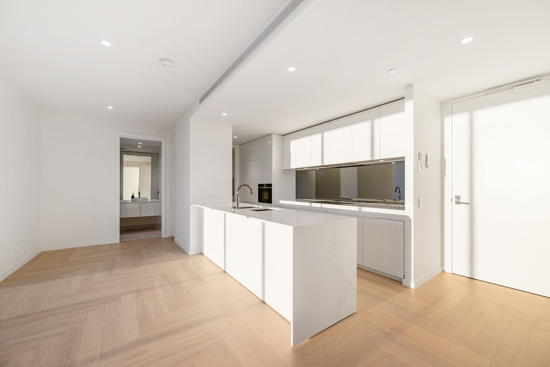 31005/24 The Lanes Boulevard, Mermaid Waters, QLD, 4218, Mermaid Waters - Thumbnail 5