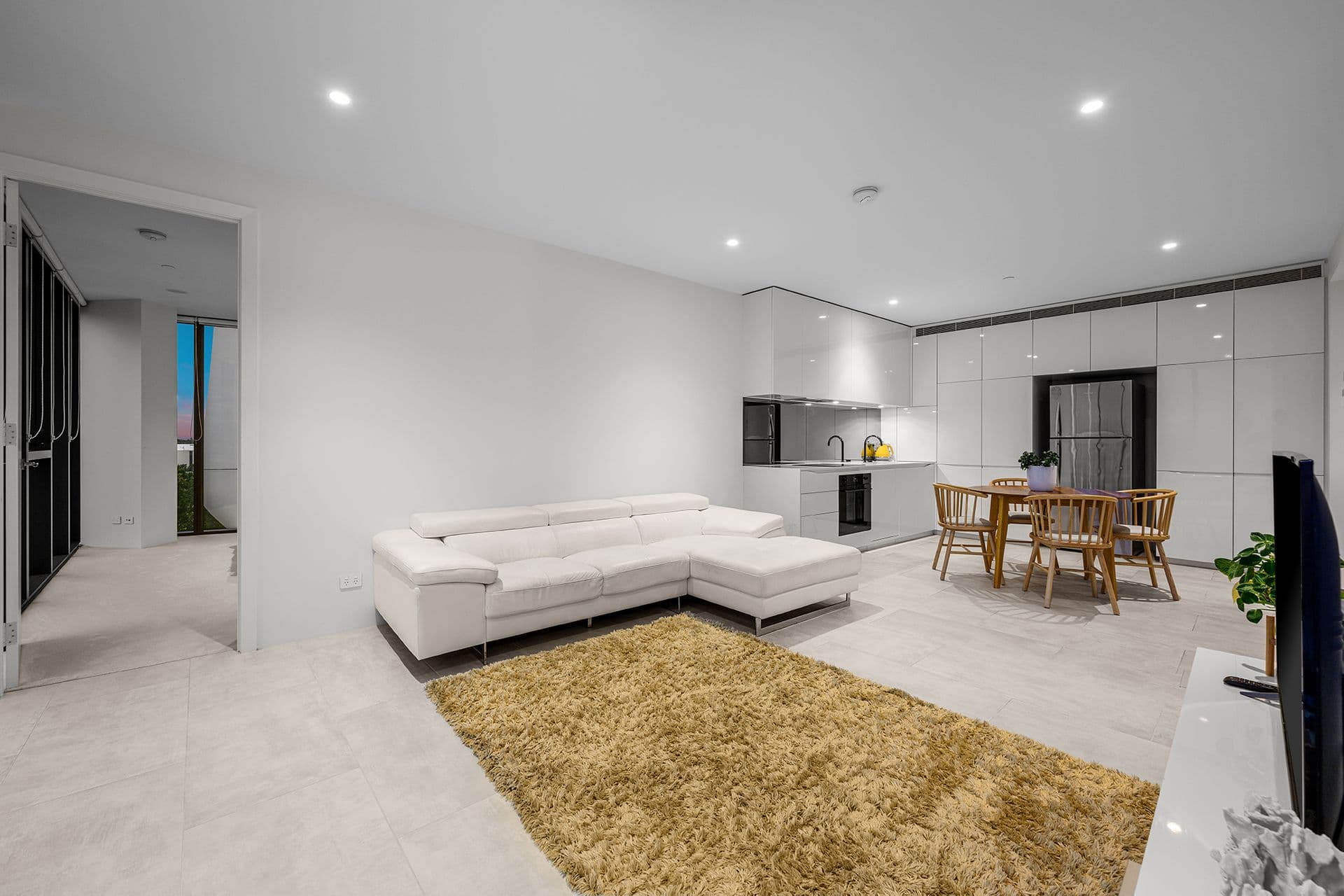 2306/2 The Lanes Boulevard, Mermaid Waters, QLD, 4218, Mermaid Waters - Thumbnail 6
