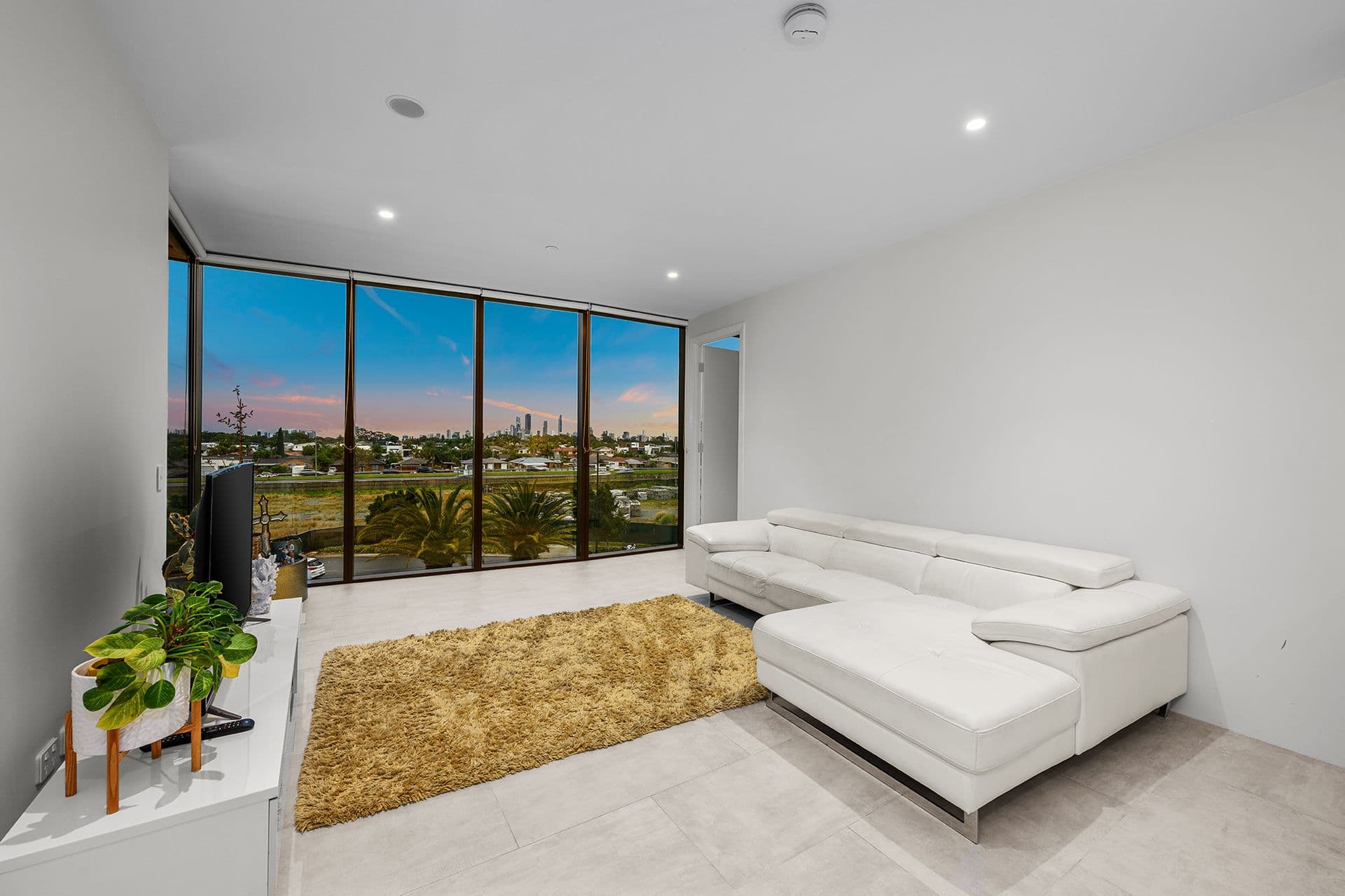 2306/2 The Lanes Boulevard, Mermaid Waters, QLD, 4218, Mermaid Waters - Thumbnail 5