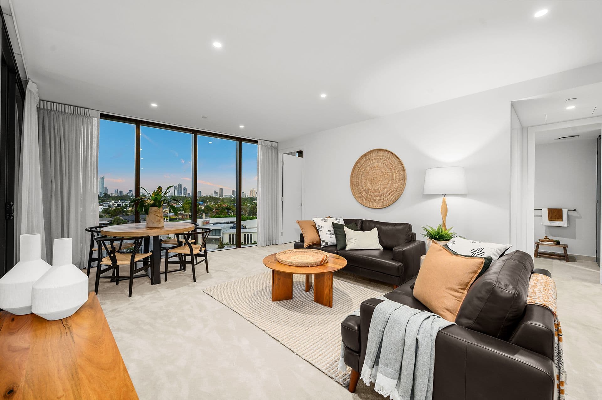 1603/2 The Lanes Boulevard, Mermaid Waters, QLD, 4218, Mermaid Waters - Thumbnail 2