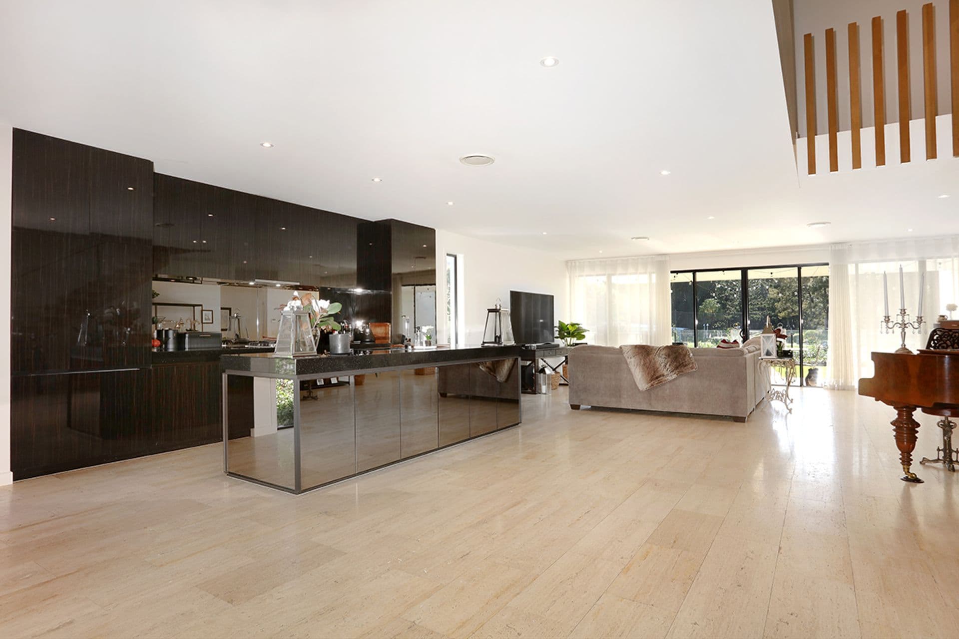 1 The Boulevarde, Benowa, QLD, 4217, Benowa - Thumbnail 3
