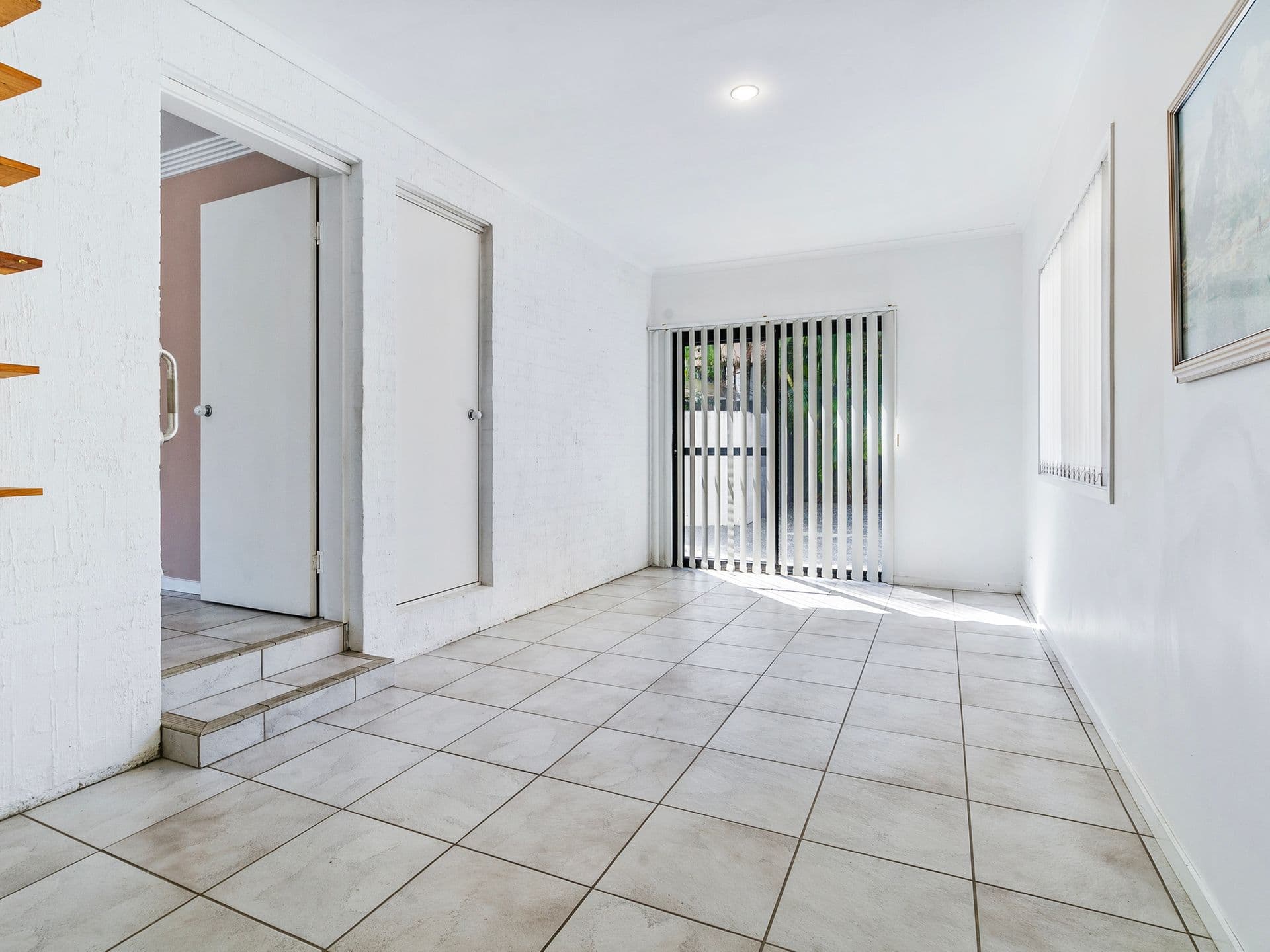 3/37 T.E Peters Drive, Broadbeach Waters, QLD, 4218, Broadbeach Waters - Thumbnail 4