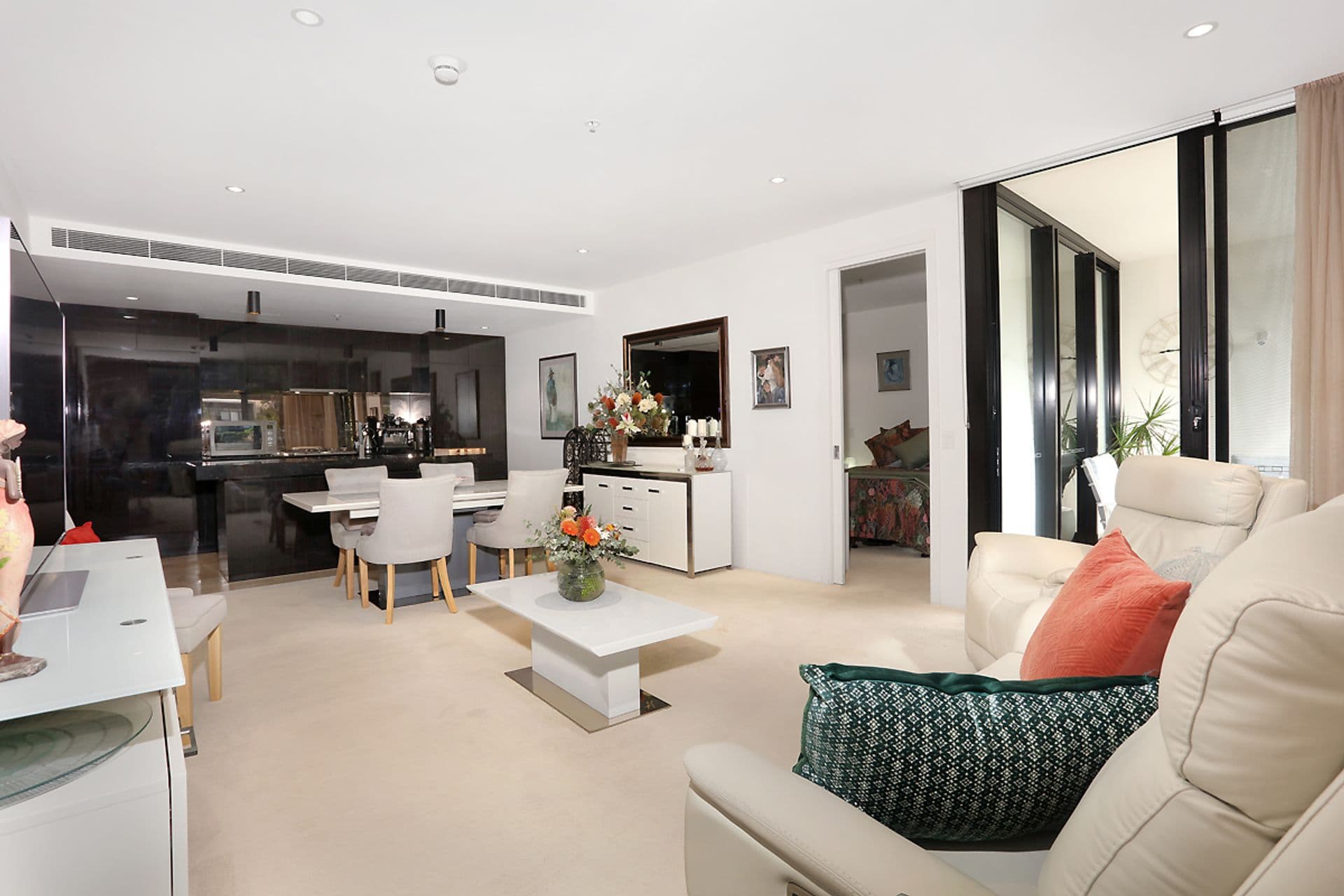 1 Marina Drive, Benowa, QLD, 4217, Benowa - Thumbnail 2