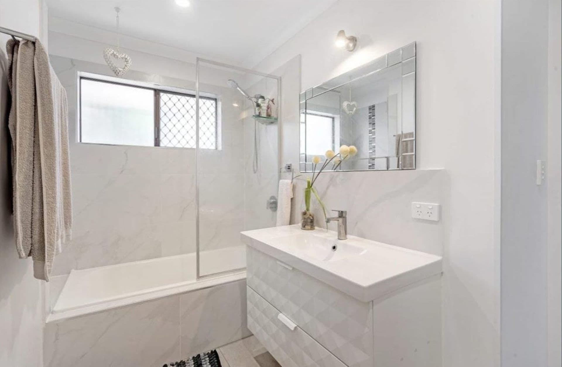 457 Ashmore Road, Benowa, QLD, 4217, Benowa - Thumbnail 5