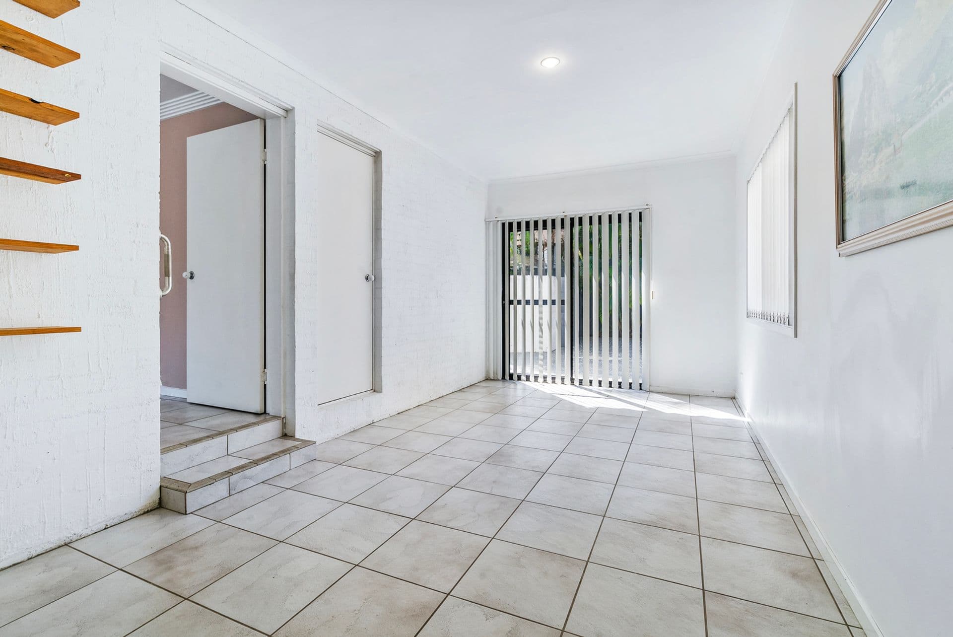 3/37 T E Peters Drive, Broadbeach Waters, QLD, 4218, Broadbeach Waters - Thumbnail 7