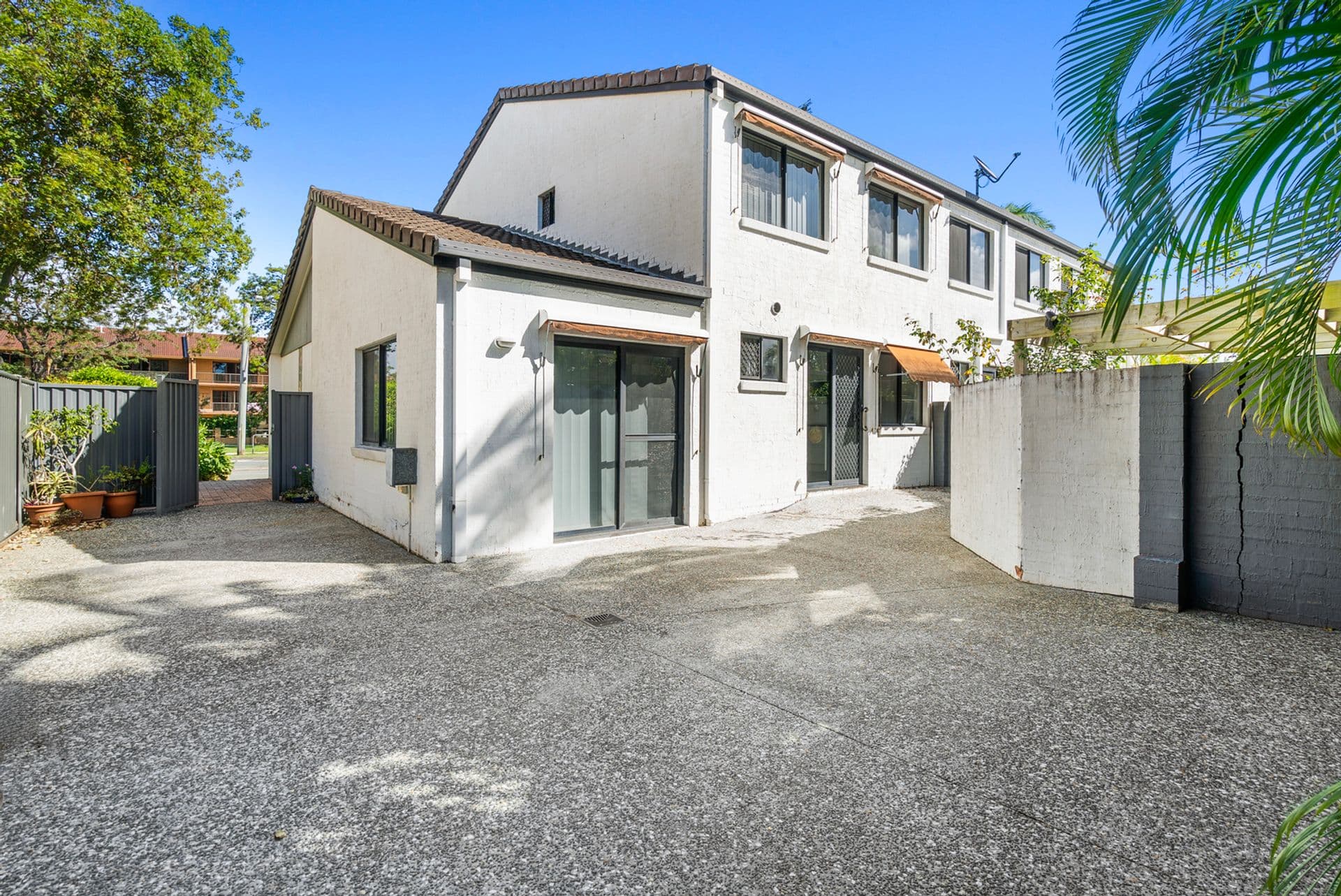 3/37 T E Peters Drive, Broadbeach Waters, QLD, 4218, Broadbeach Waters - Thumbnail 4
