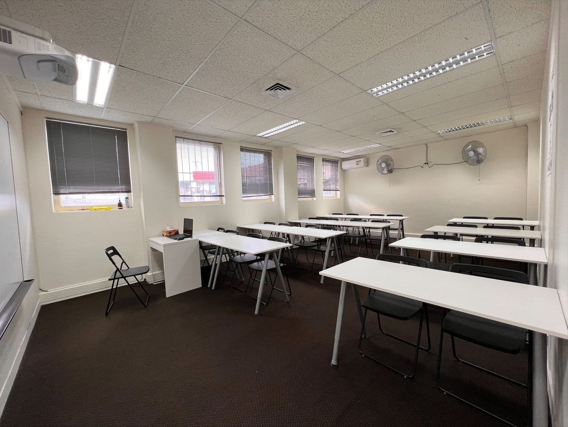 2 Humphreys Lane, Hurstville, NSW, 2220, Hurstville - Thumbnail 5