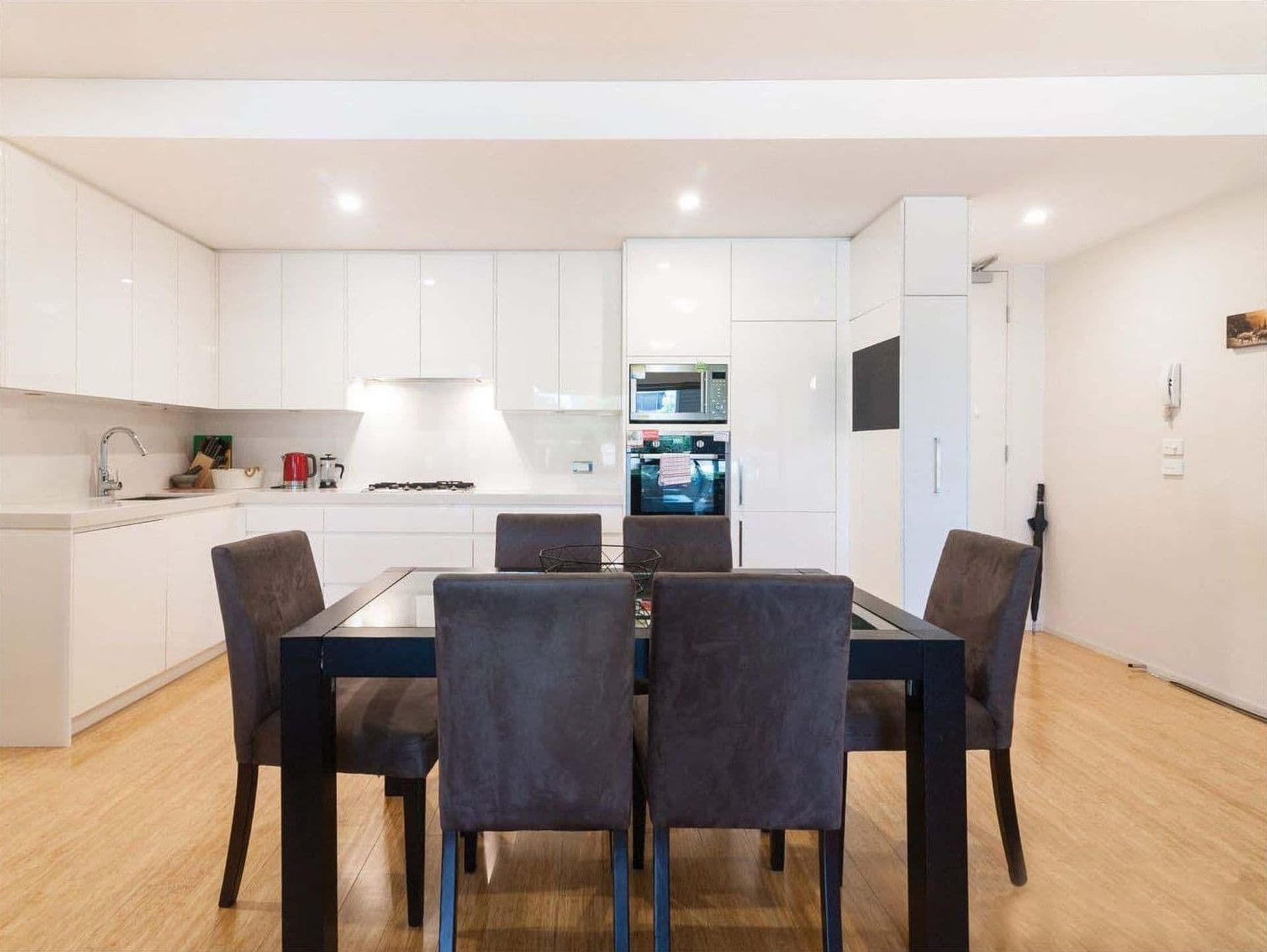 5102/8 Alexandra Drive, Camperdown, NSW, 2050, Camperdown - Thumbnail 4