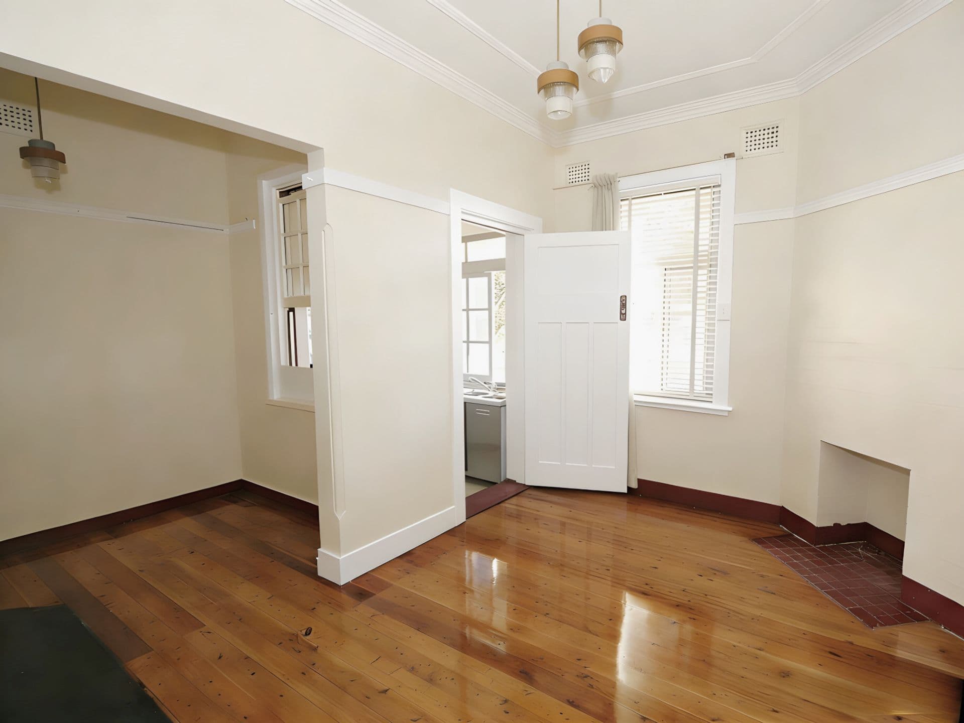 110 Hillcrest Avenue, Hurstville Grove, NSW, 2220, Hurstville Grove - Thumbnail 3