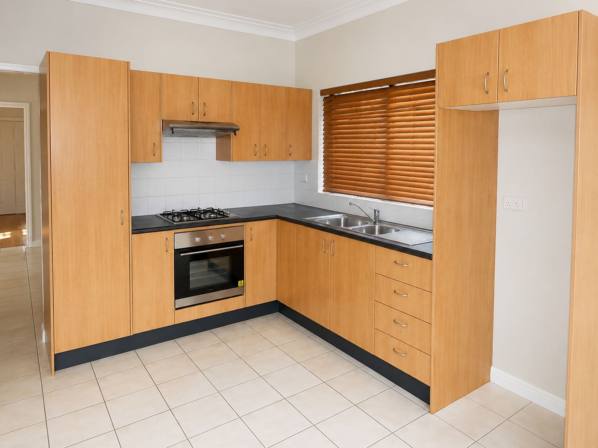 808 King George Road, Hurstville, NSW, 2220, Hurstville - Thumbnail 3