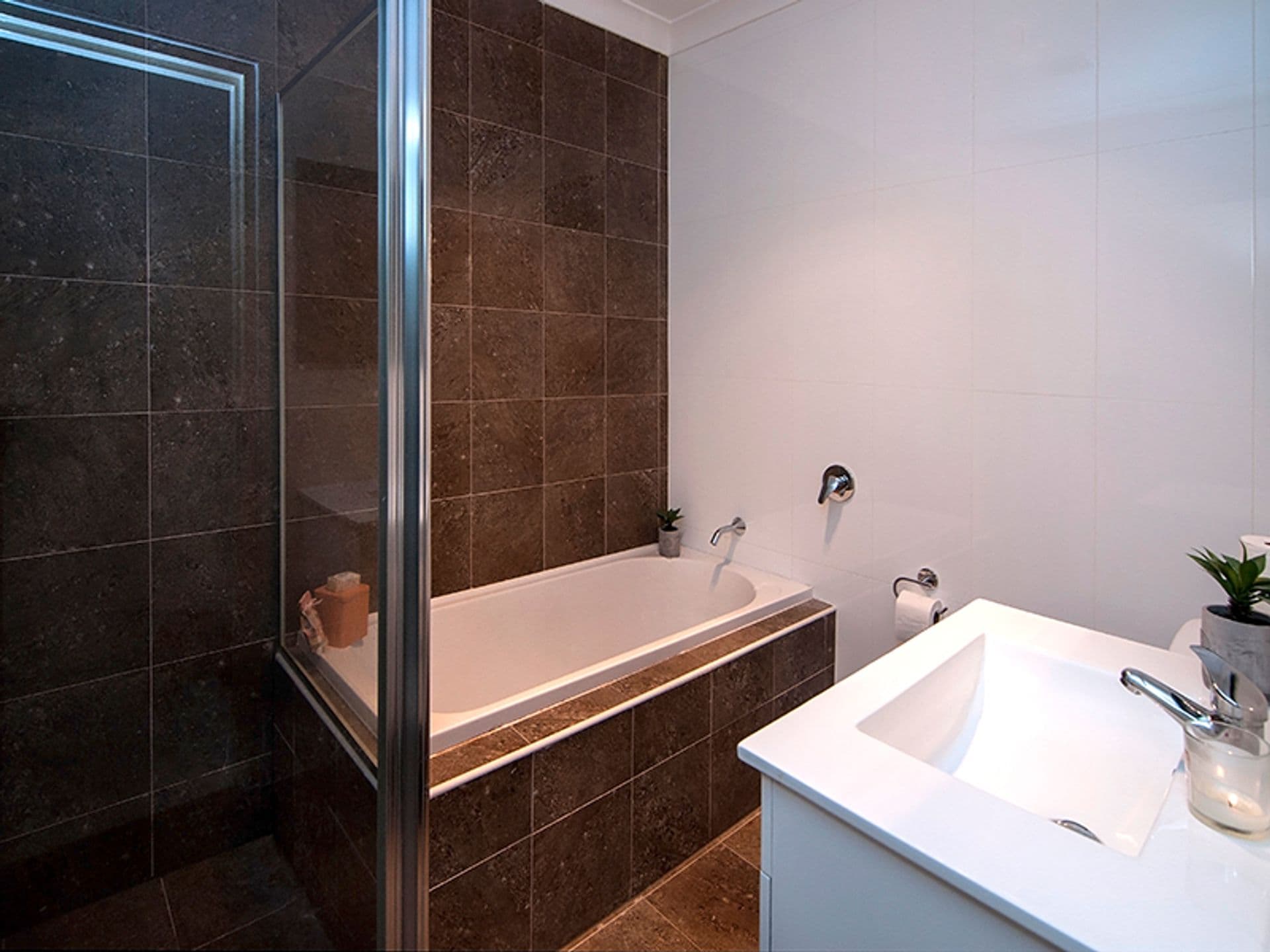 40/96-98 Nuwarra Road, Moorebank, NSW, 2170, Moorebank - Thumbnail 8