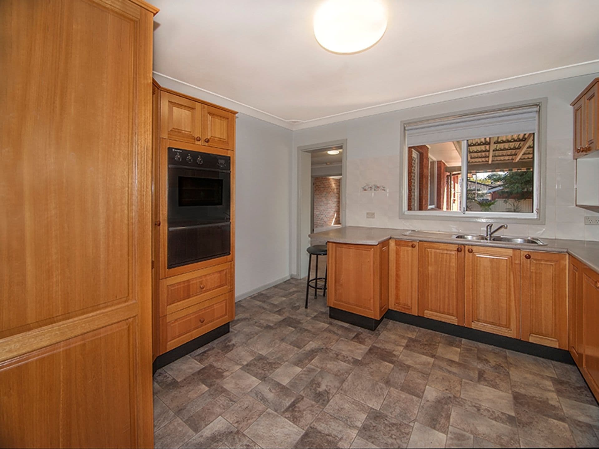 47 Jacaranda Drive, Georges Hall, NSW, 2198, Georges Hall - Thumbnail 3